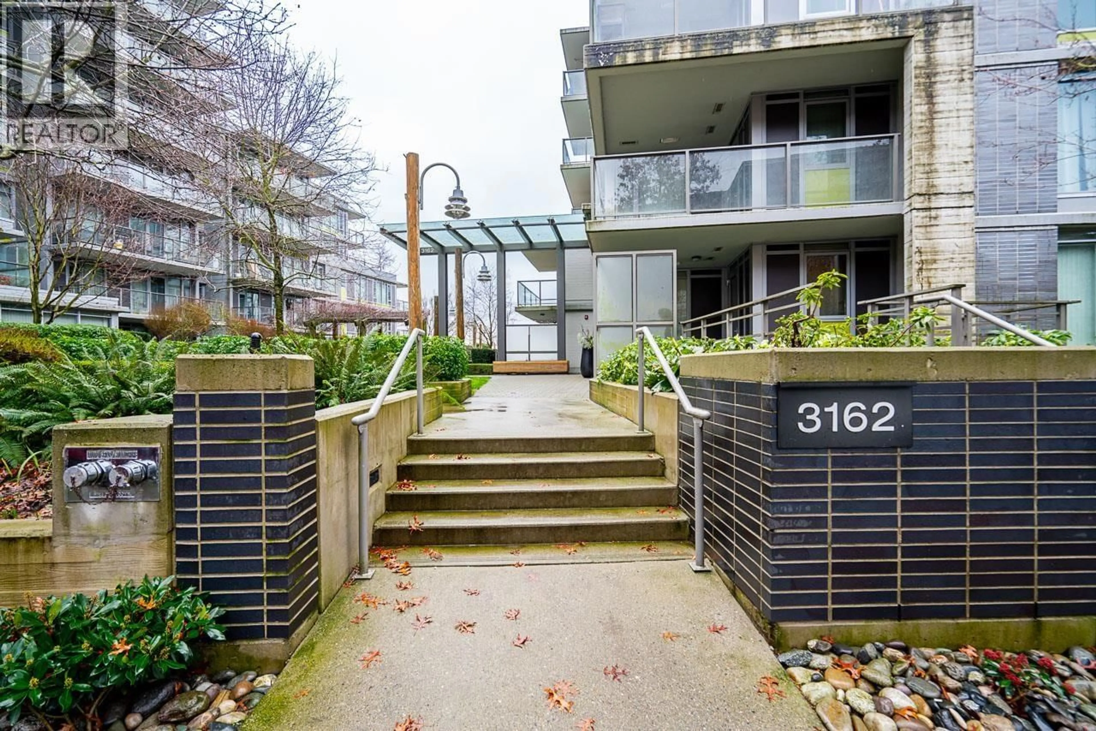 Patio, street for 207 - 3162 RIVERWALK AVENUE, Vancouver British Columbia V5S0B7