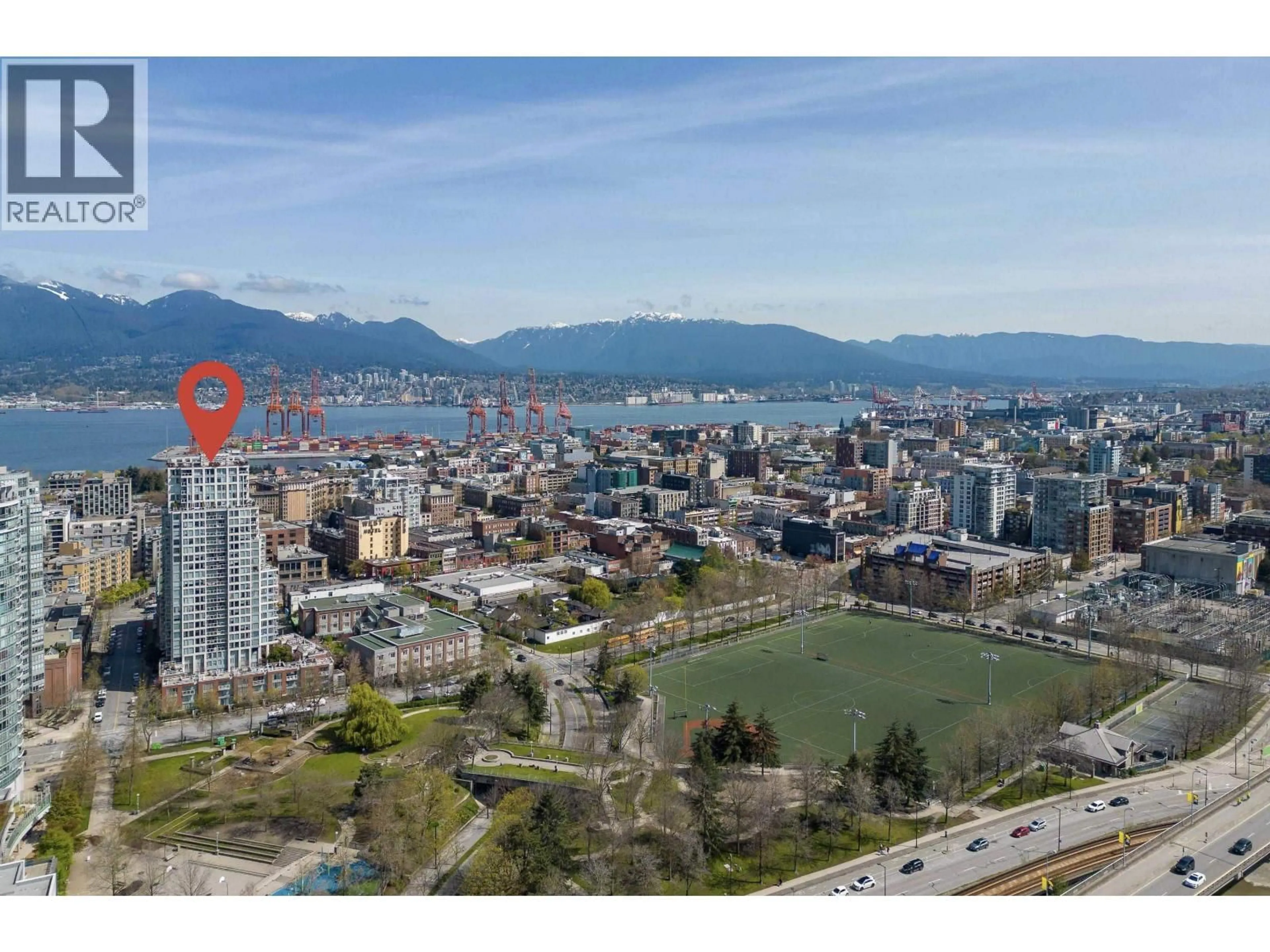 A pic from outside/outdoor area/front of a property/back of a property/a pic from drone, unknown for 2107 - 550 TAYLOR STREET, Vancouver British Columbia V6B1R1