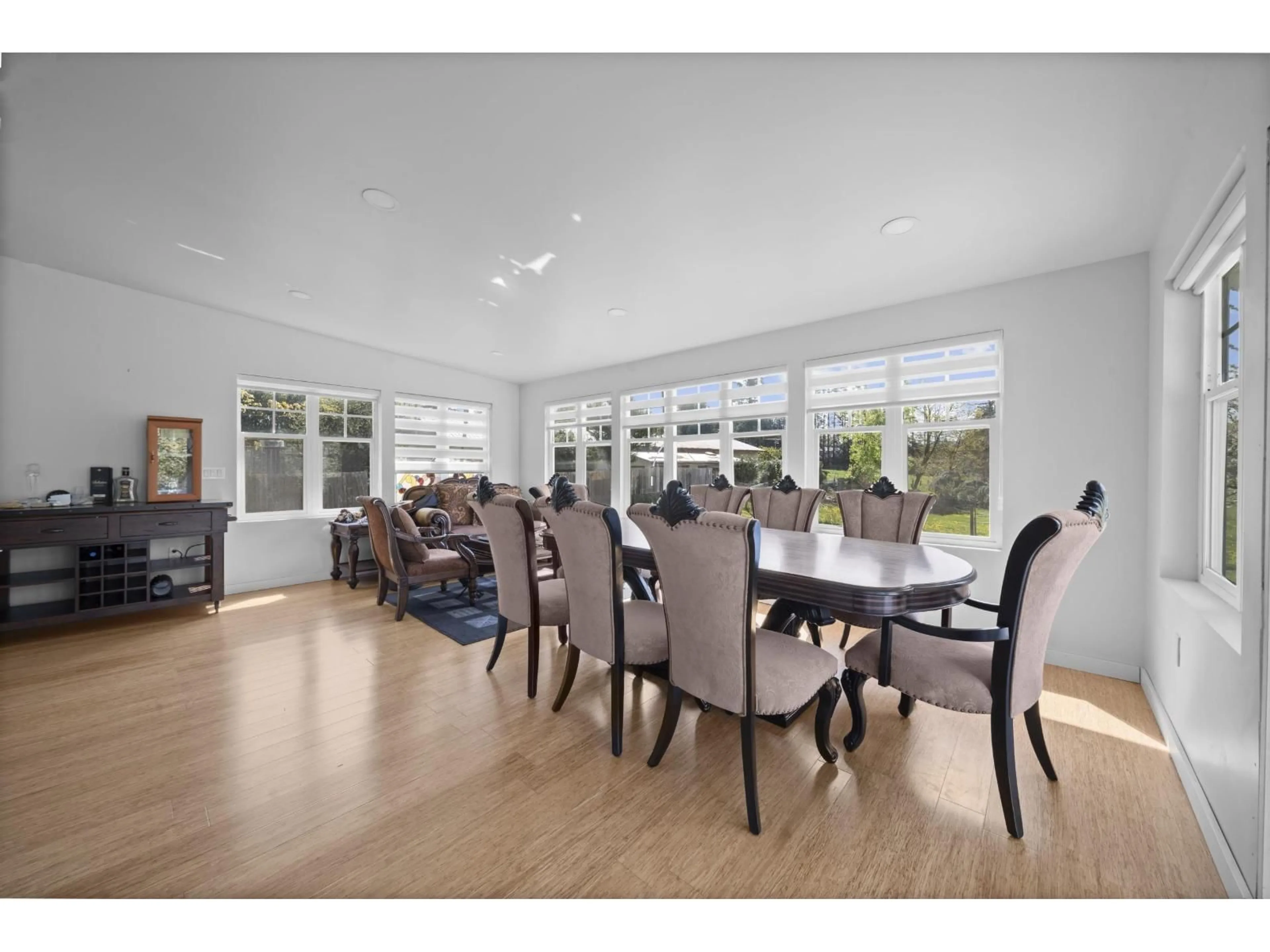 Dining room, wood/laminate floor for 25412 58 AVENUE, Langley British Columbia V4W1G7
