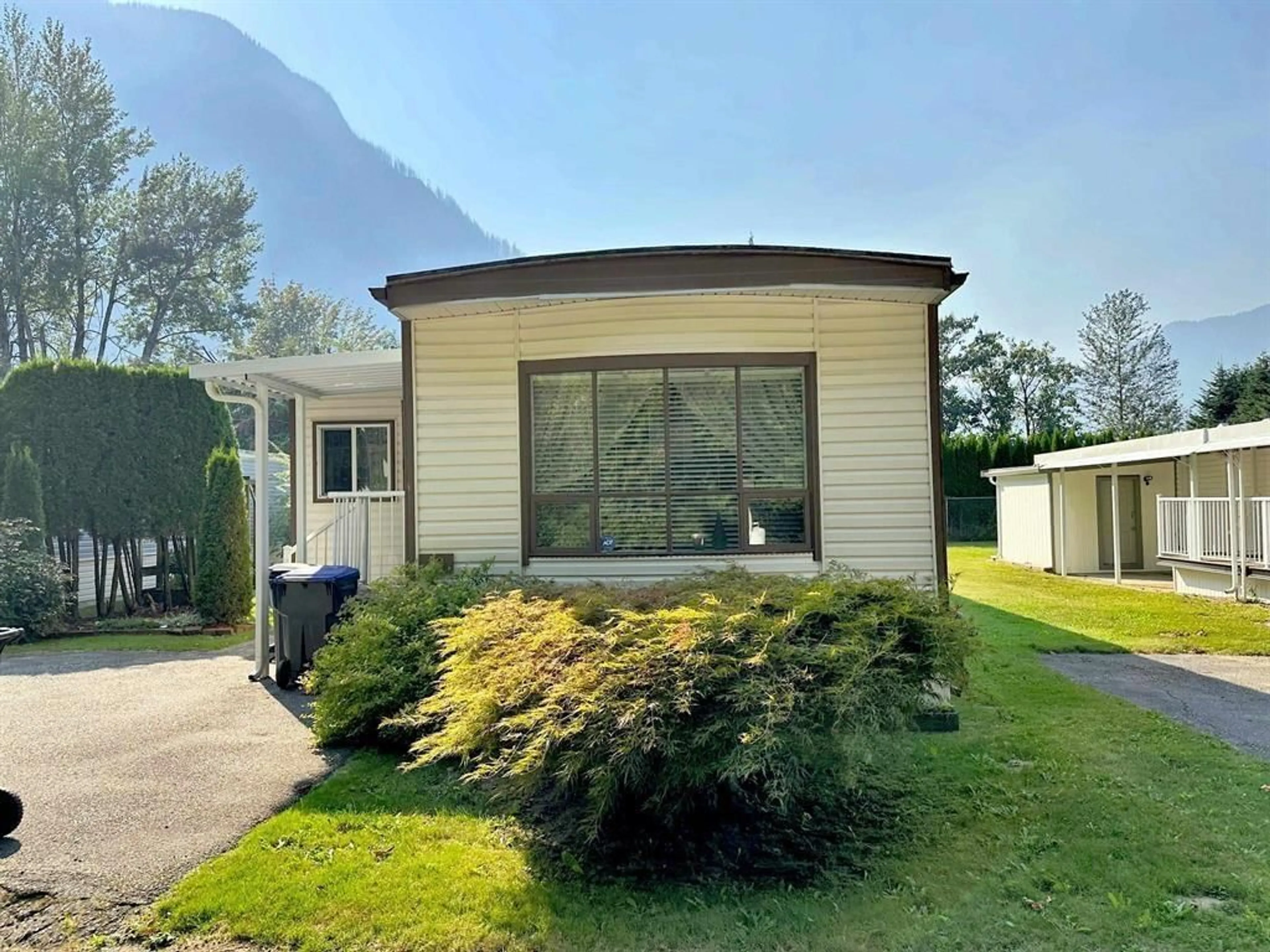 Unknown for 10 - 62010 FLOOD HOPE ROAD, Hope British Columbia V0X1L2