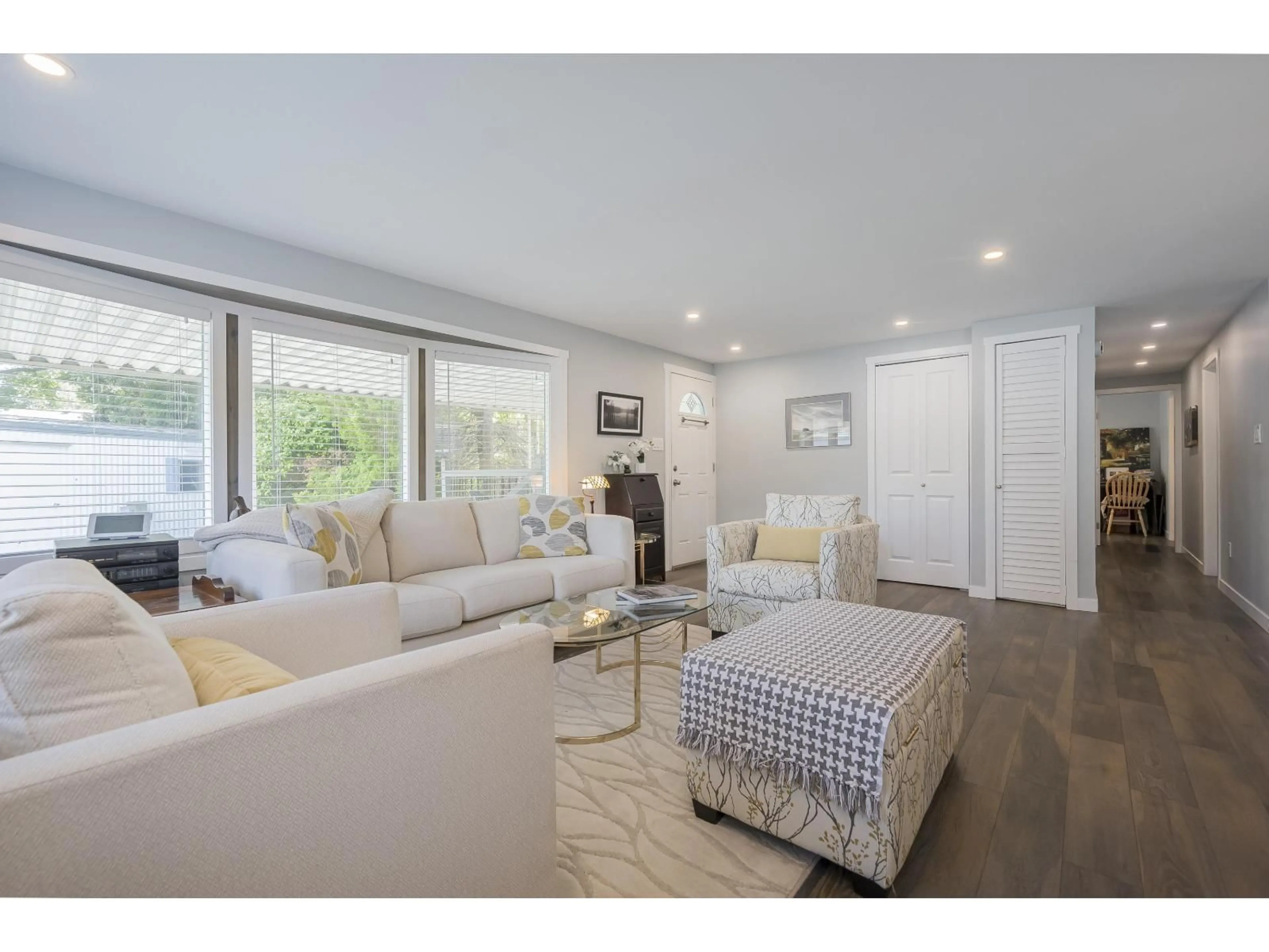 Living room with furniture, unknown for 233 - 1840 160 STREET, Surrey British Columbia V4A4X4