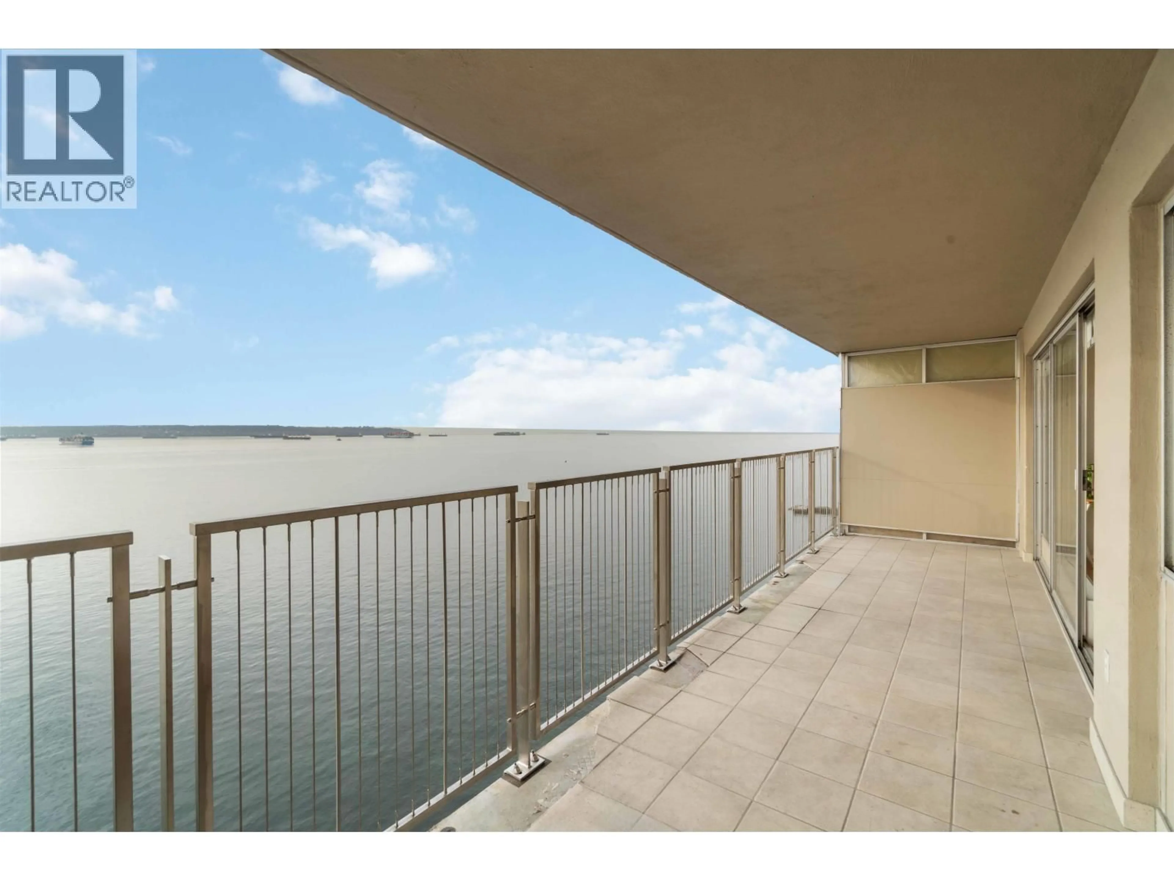 Balcony in the apartment, water/lake/river/ocean view for 1507 - 150 24TH STREET, West Vancouver British Columbia V7V4G8