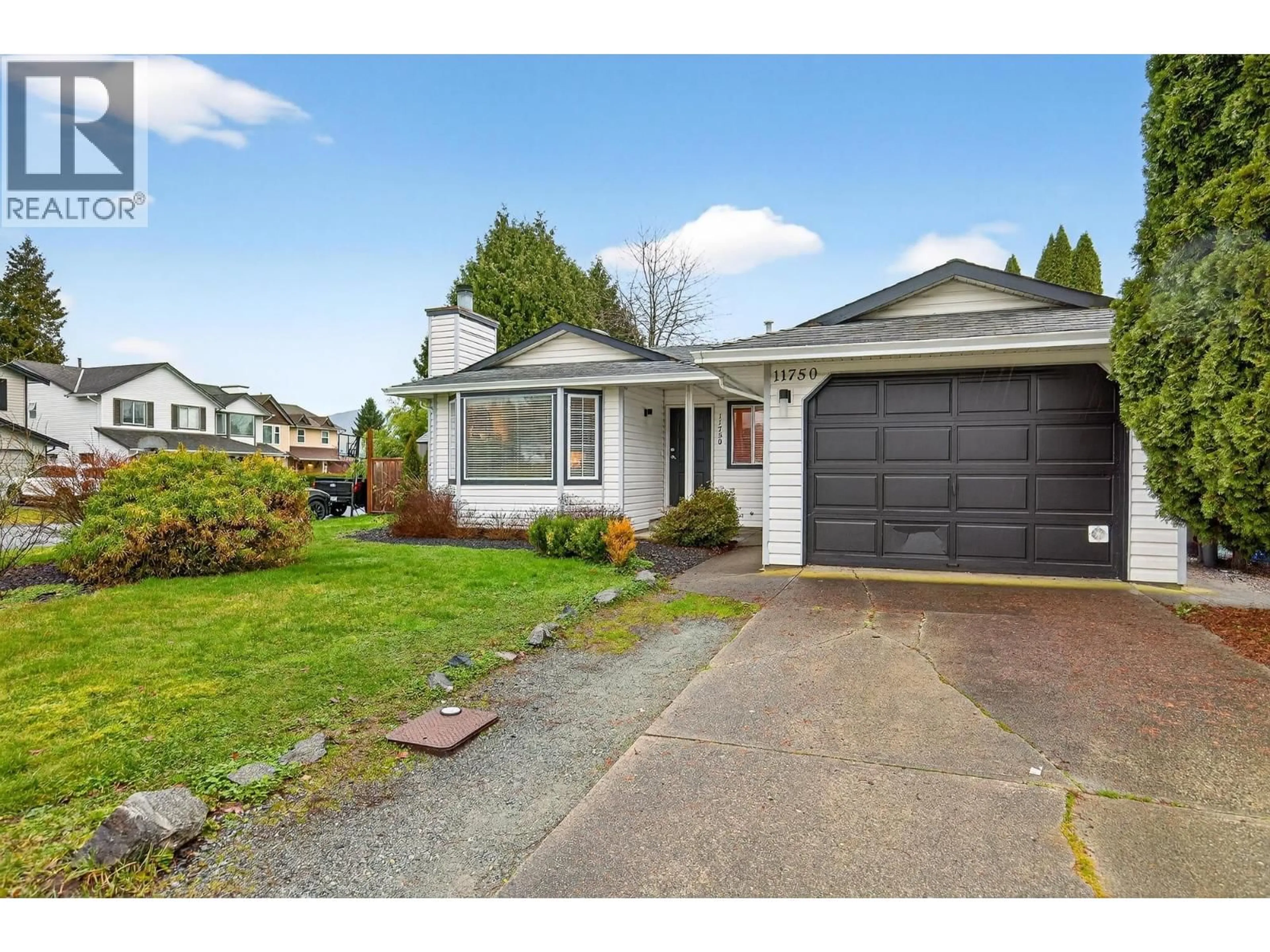 Home with vinyl exterior material, street for 11750 GLENHURST STREET, Maple Ridge British Columbia V2X0B9