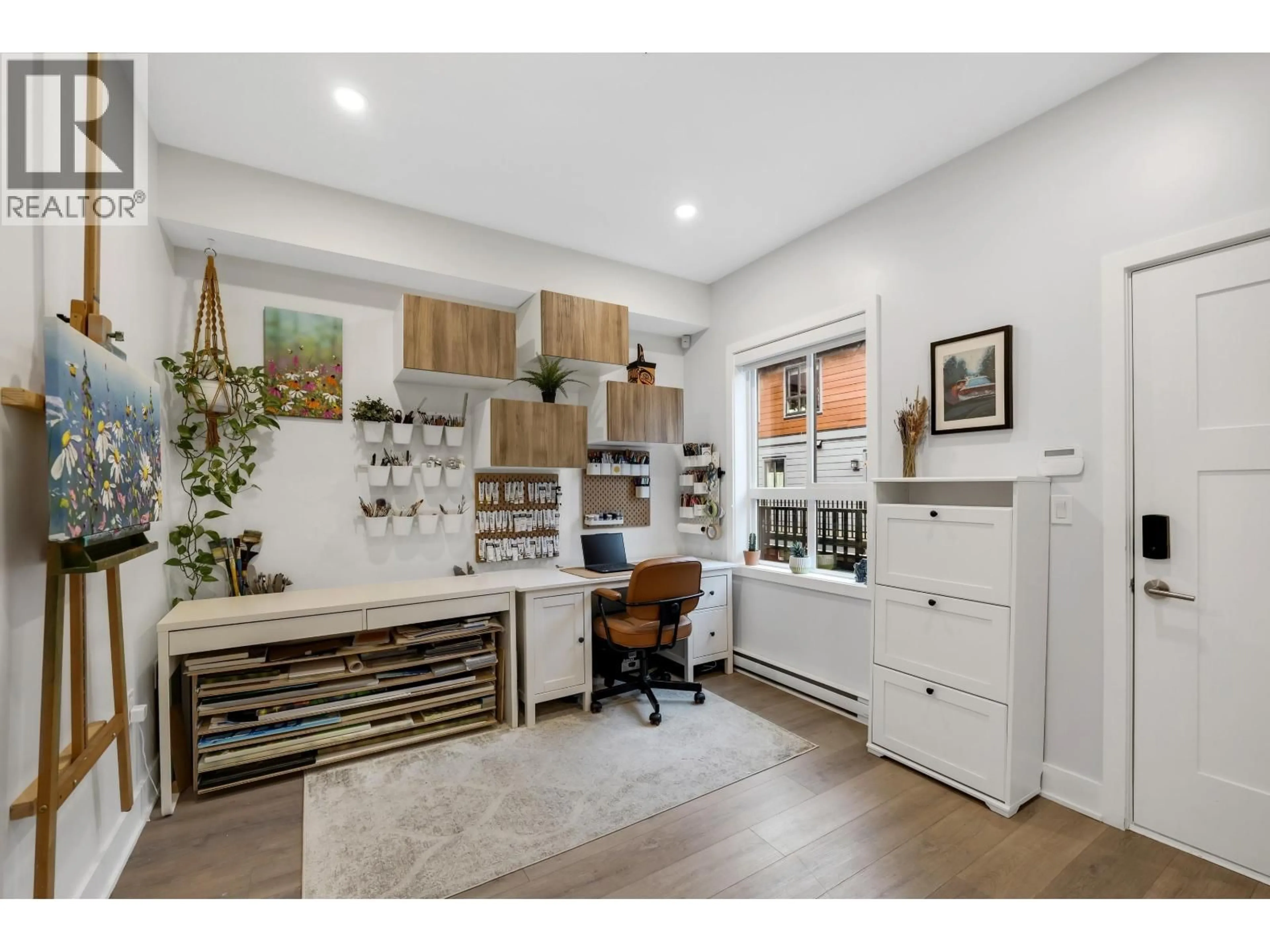 Open concept kitchen, unknown for 202 - 37842 THIRD AVENUE, Squamish British Columbia V8B1B0