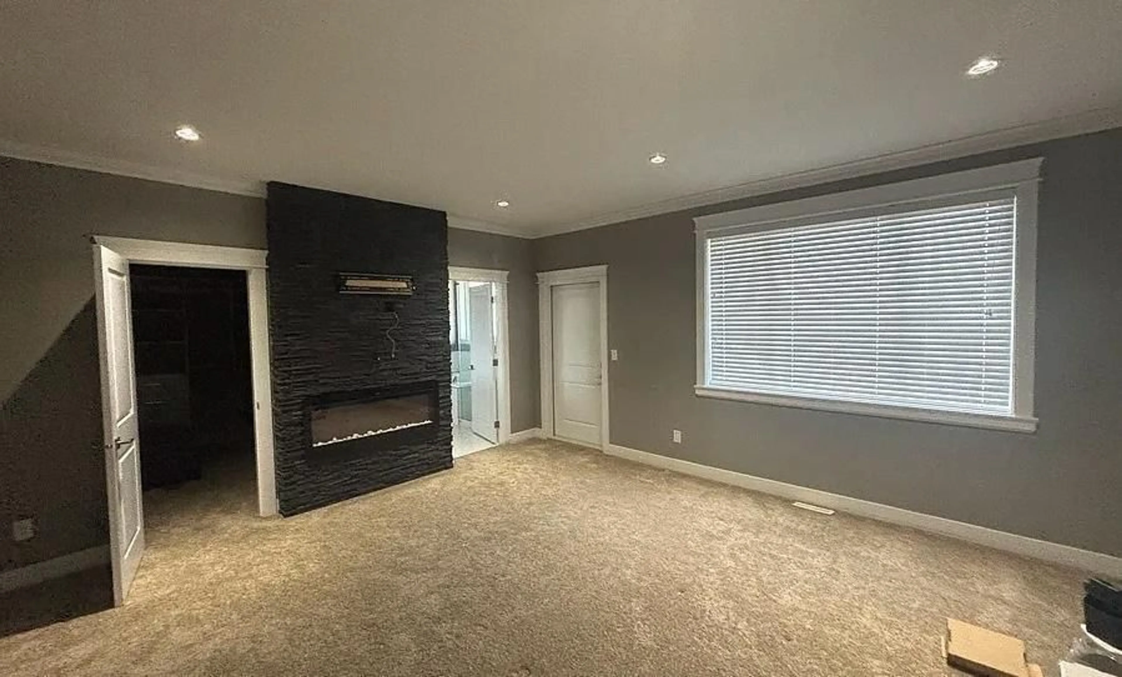 A pic of a room for 2775 MCCALLUM ROAD, Abbotsford British Columbia V2S3R2