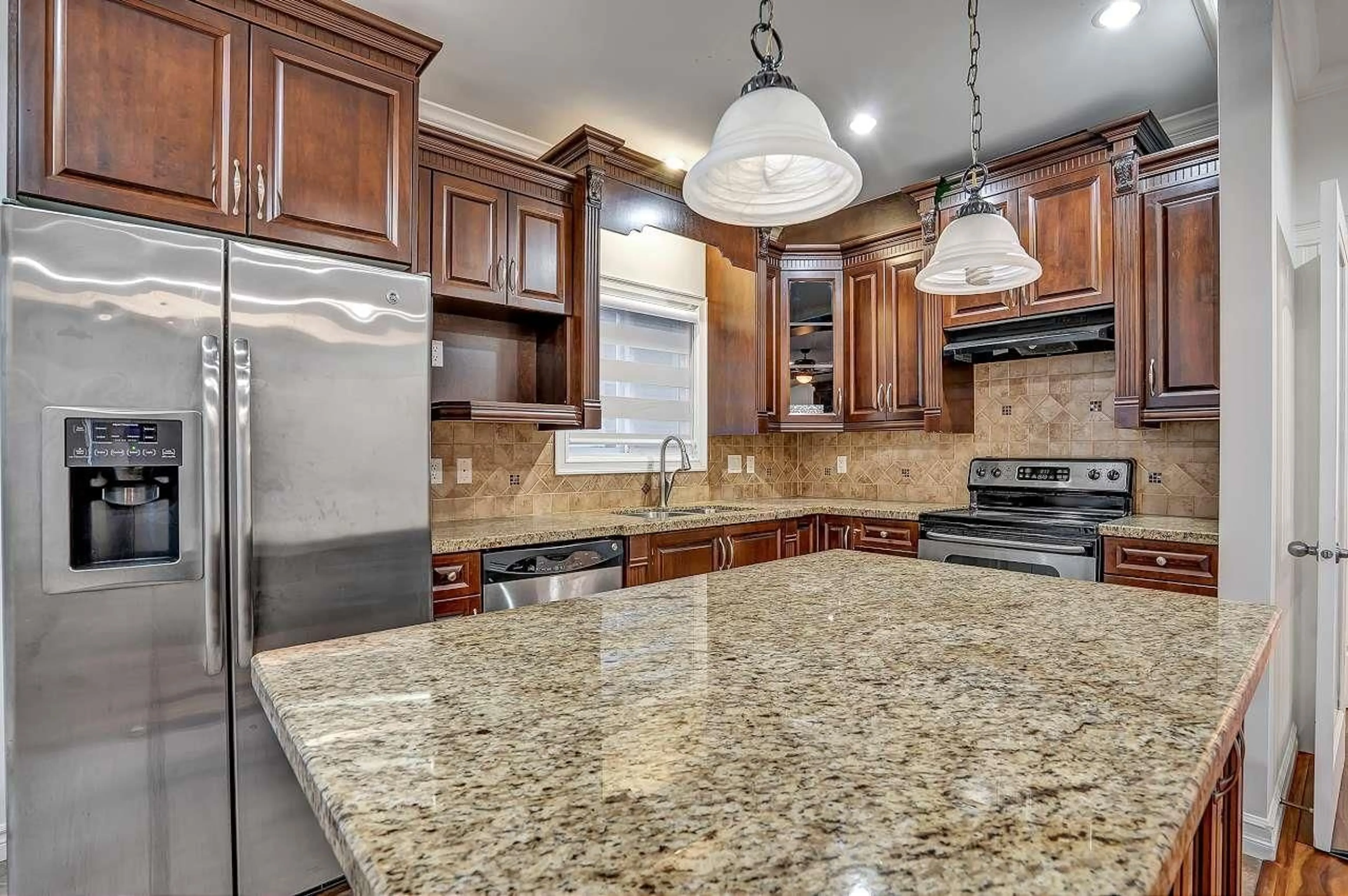 Open concept kitchen, ceramic/tile floor for 14188 62B AVENUE, Surrey British Columbia V3X0B3