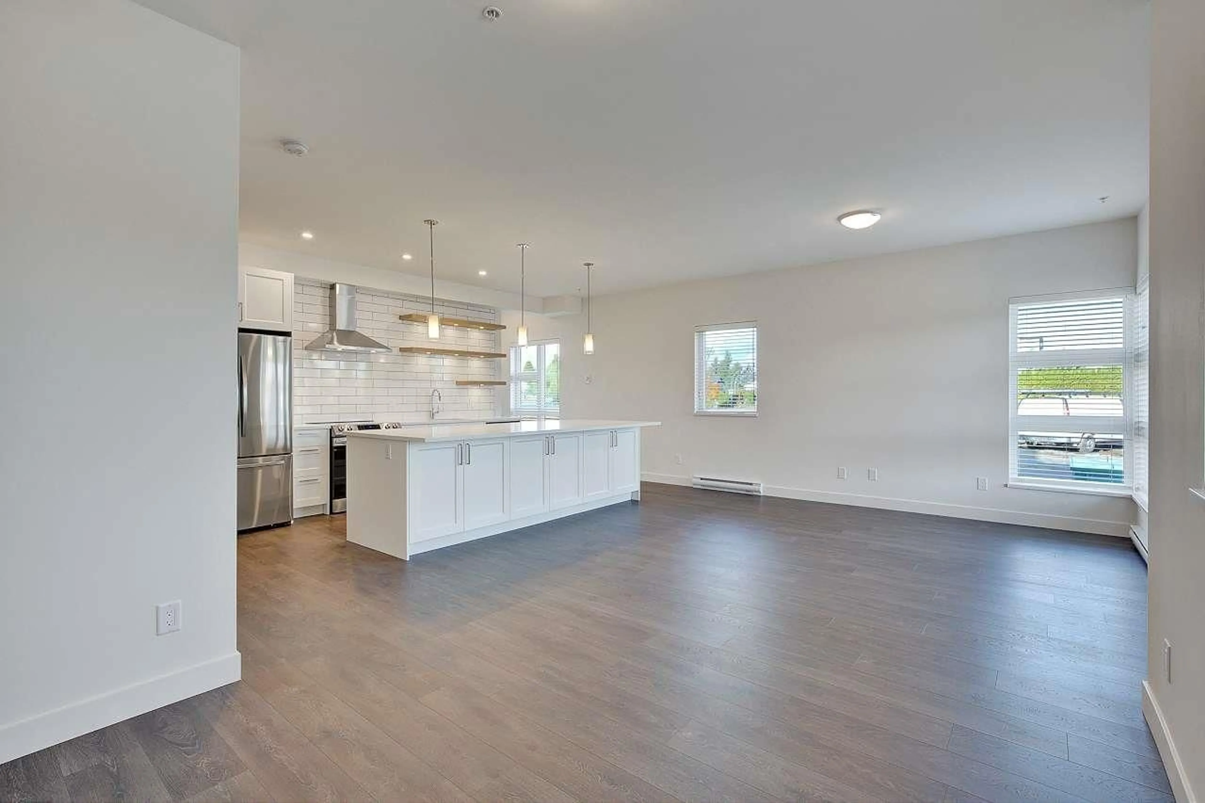 Open concept kitchen, unknown for 2 - 1419 MCCALLUM ROAD, Abbotsford British Columbia V2S8B2