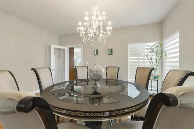 14330 82 AVENUE, Surrey 5