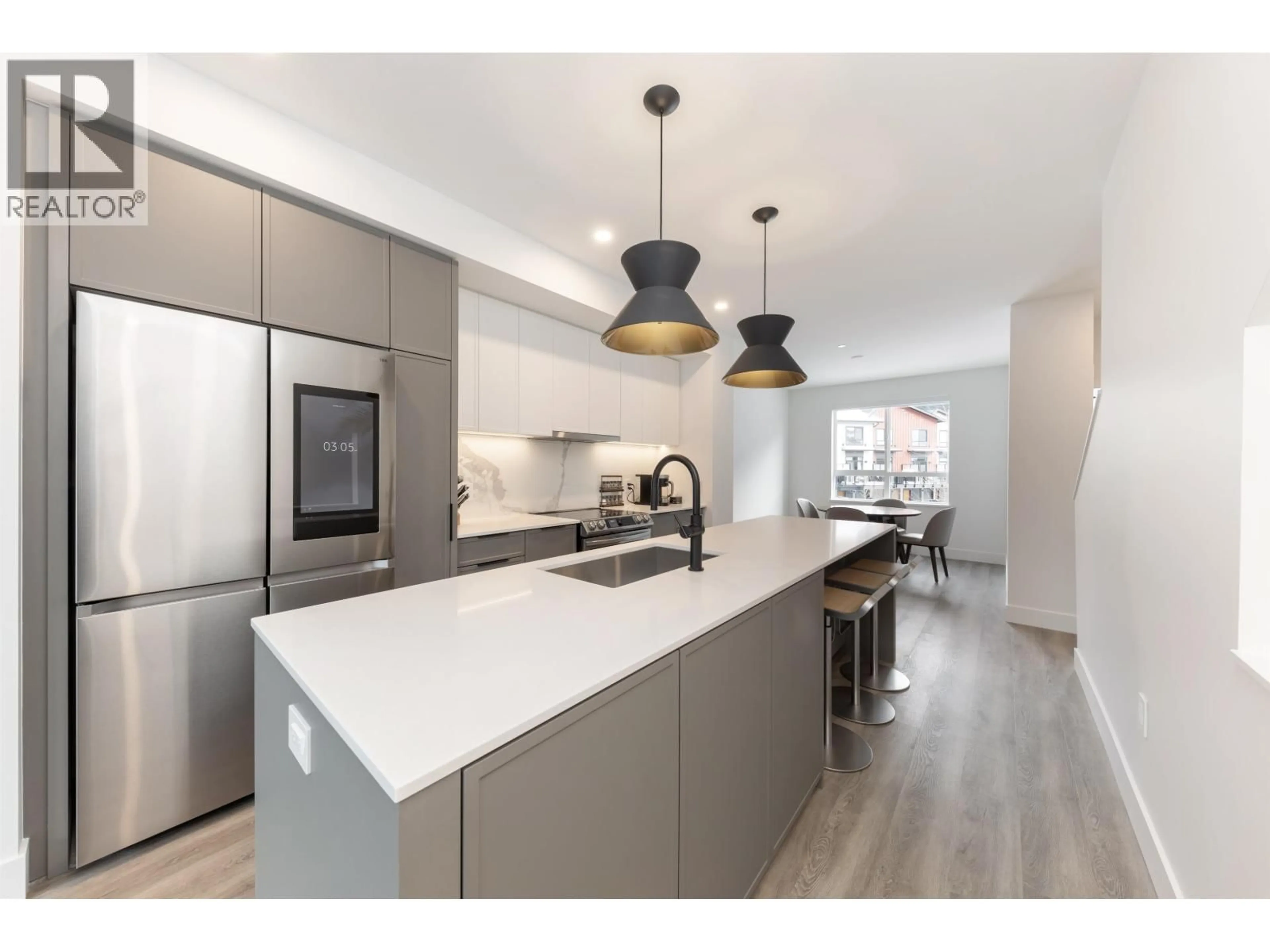 Open concept kitchen, unknown for 38084 HELM WAY, Squamish British Columbia V8B1E6