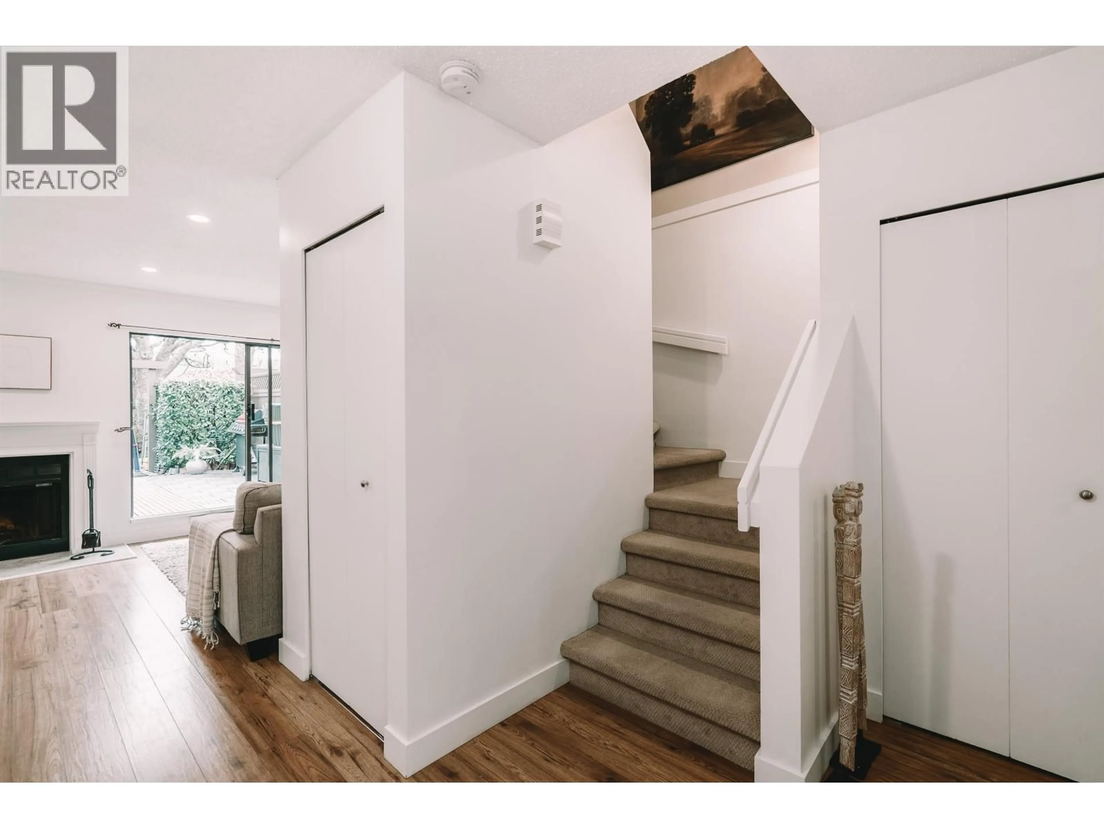 Unknown for 19 - 230 14TH STREET, North Vancouver British Columbia V7M1P3