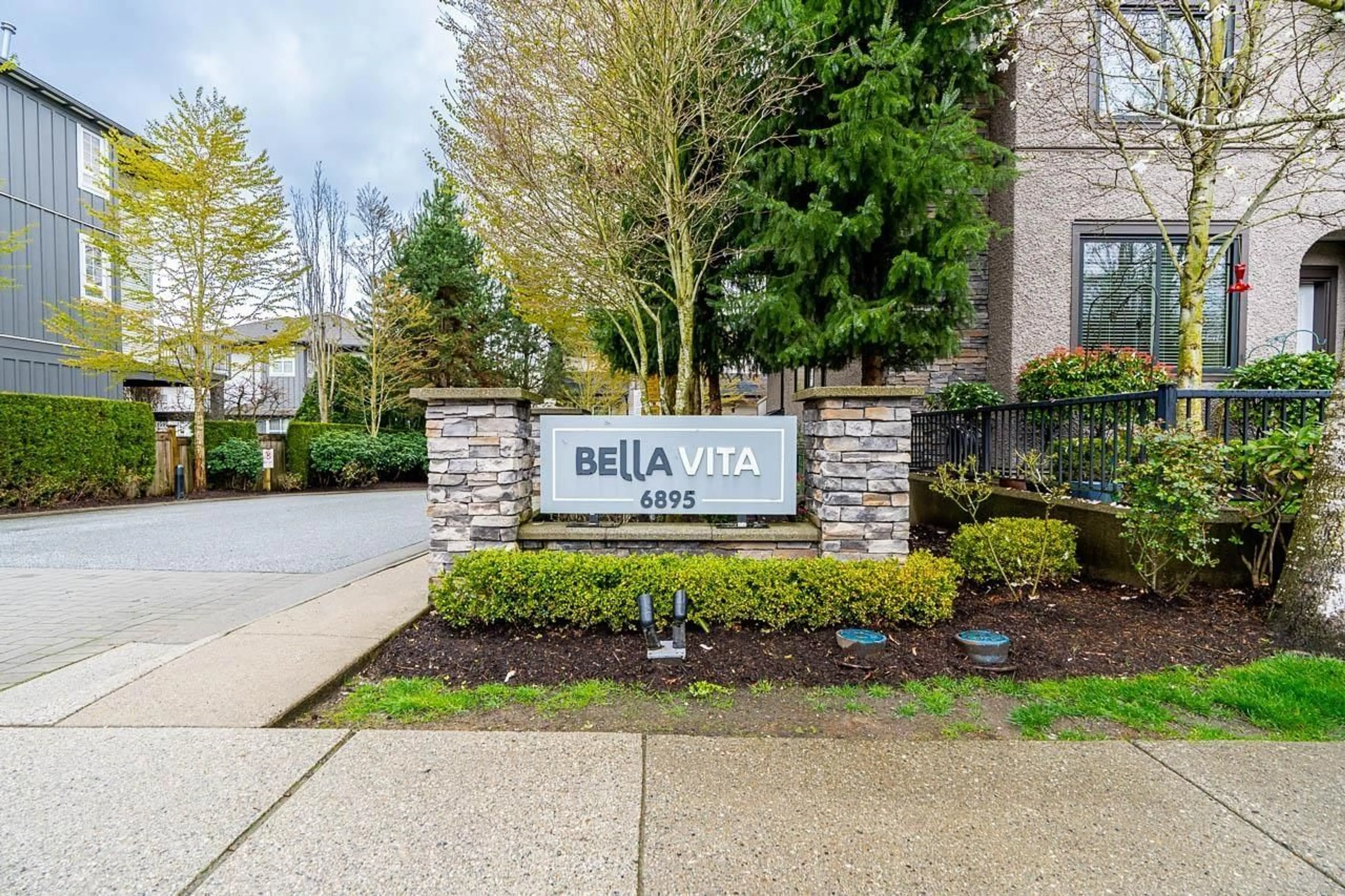 Unknown for 7 - 6895 188 STREET, Surrey British Columbia V4N6M3