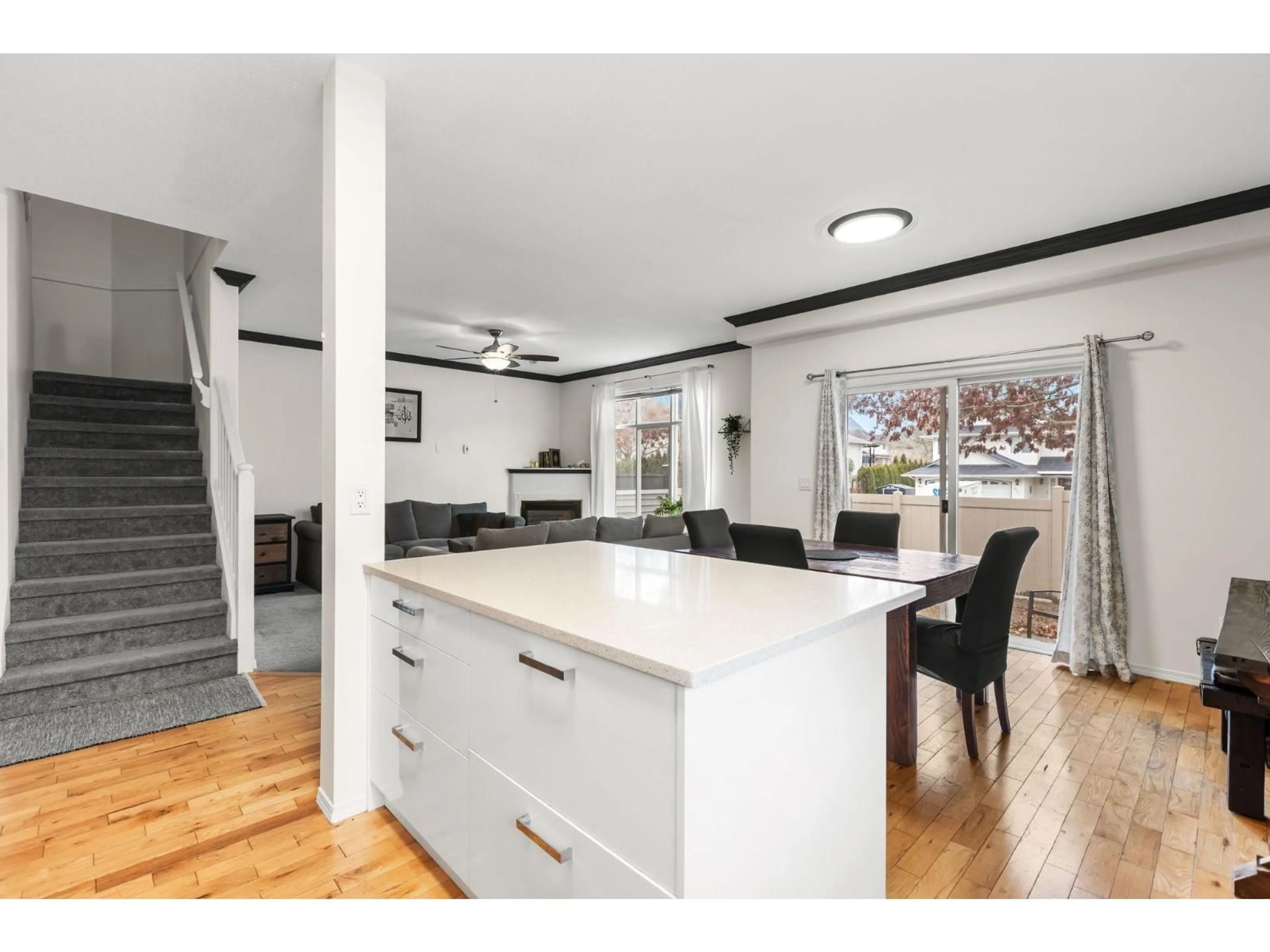 Open concept kitchen, unknown for 146 - 46360 VALLEYVIEW ROAD, Chilliwack British Columbia V2R5L7