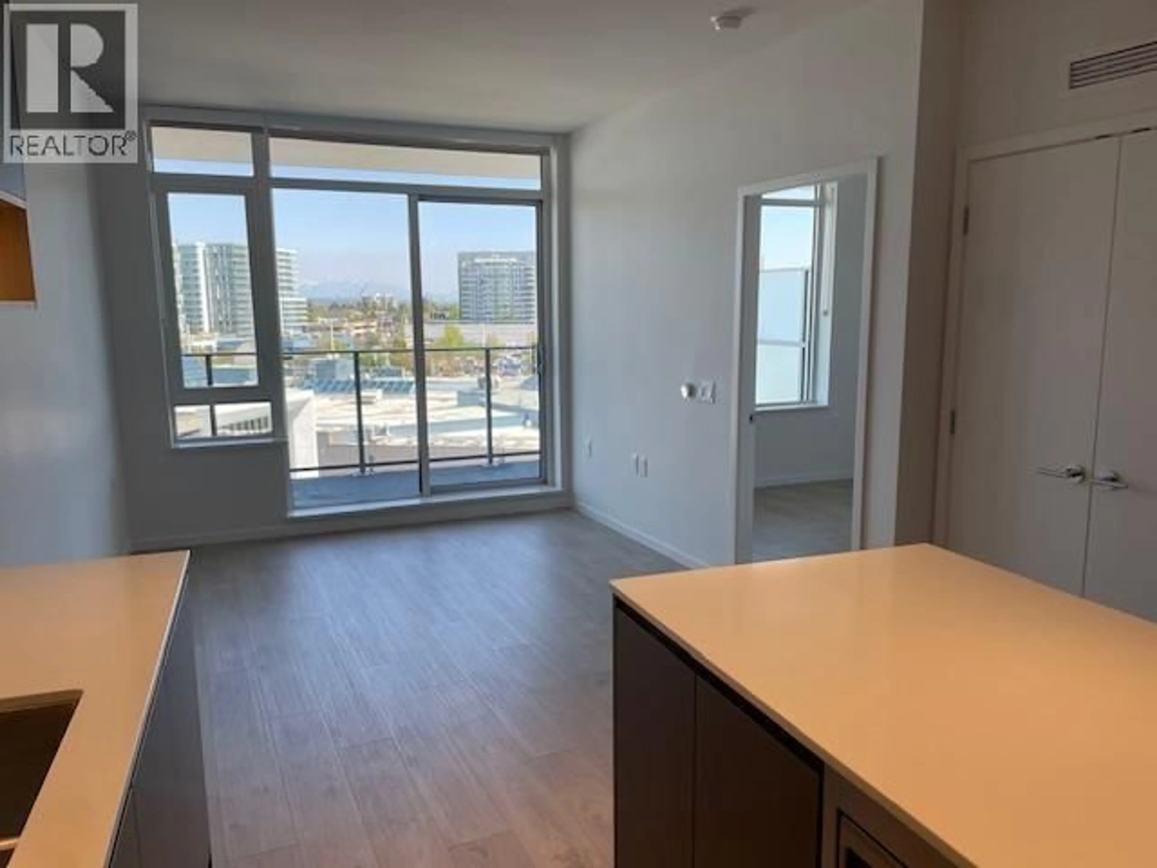 A pic of a room for 615 - 6788 MINORU BOULEVARD, Richmond British Columbia V6Y0M6