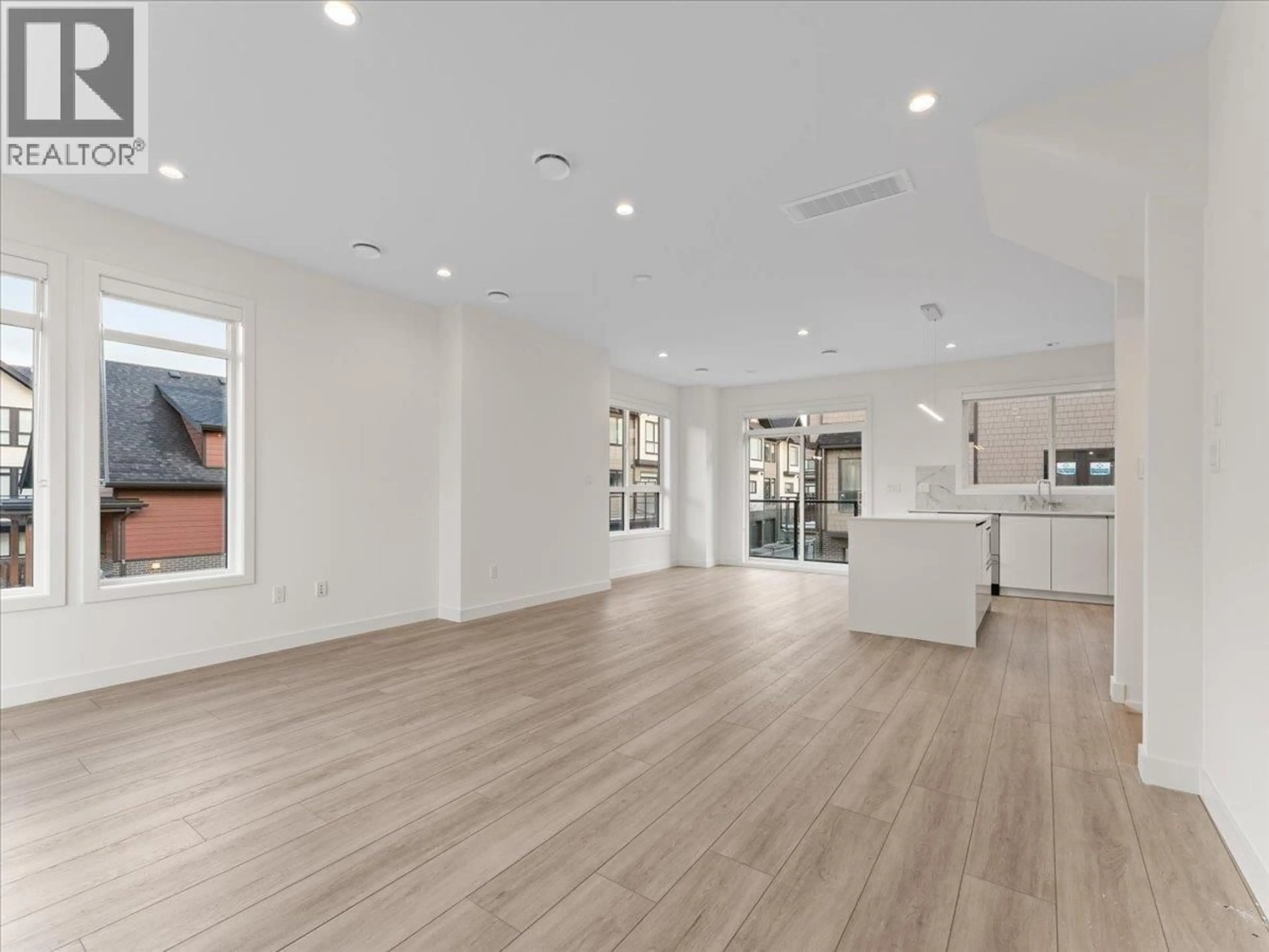 Open concept kitchen, unknown for 34 - 4337 BOUNDARY ROAD, Richmond British Columbia V6V0C4