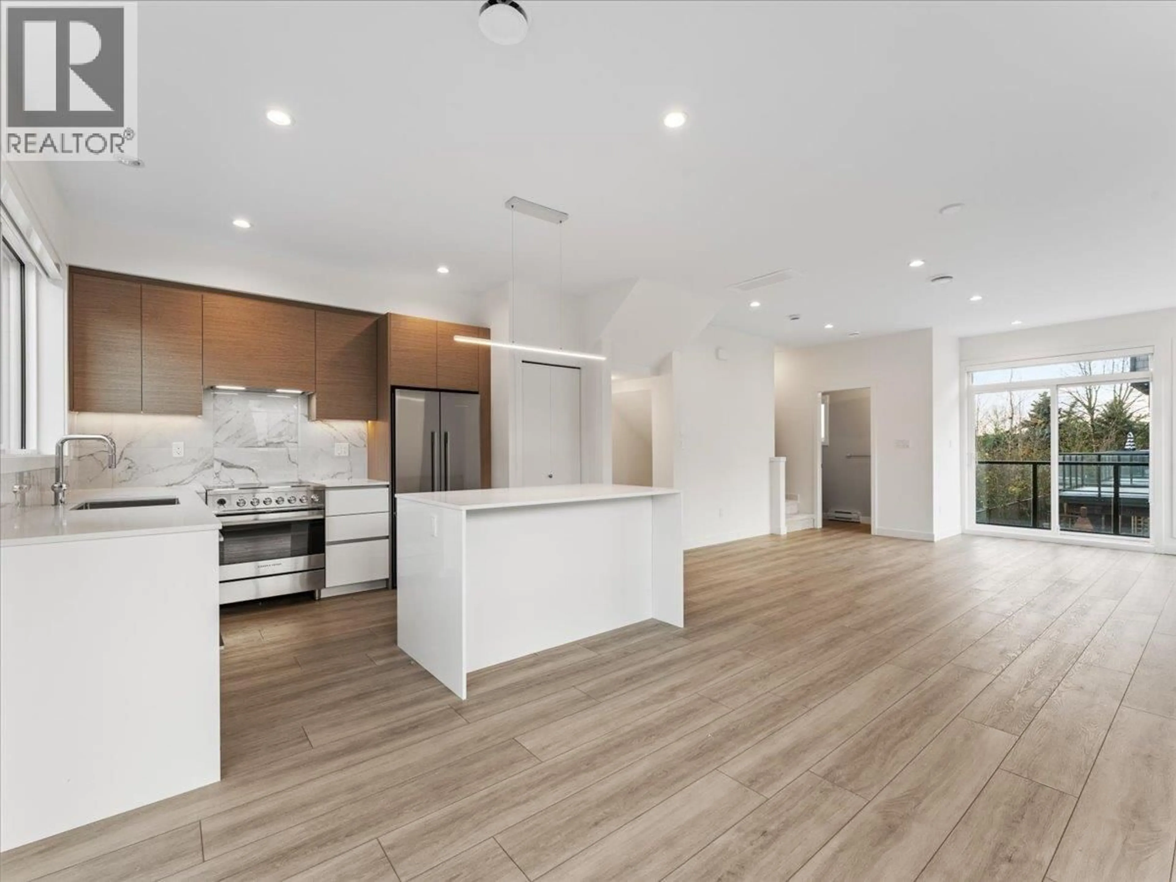 Open concept kitchen, unknown for 34 - 4337 BOUNDARY ROAD, Richmond British Columbia V6V0C4