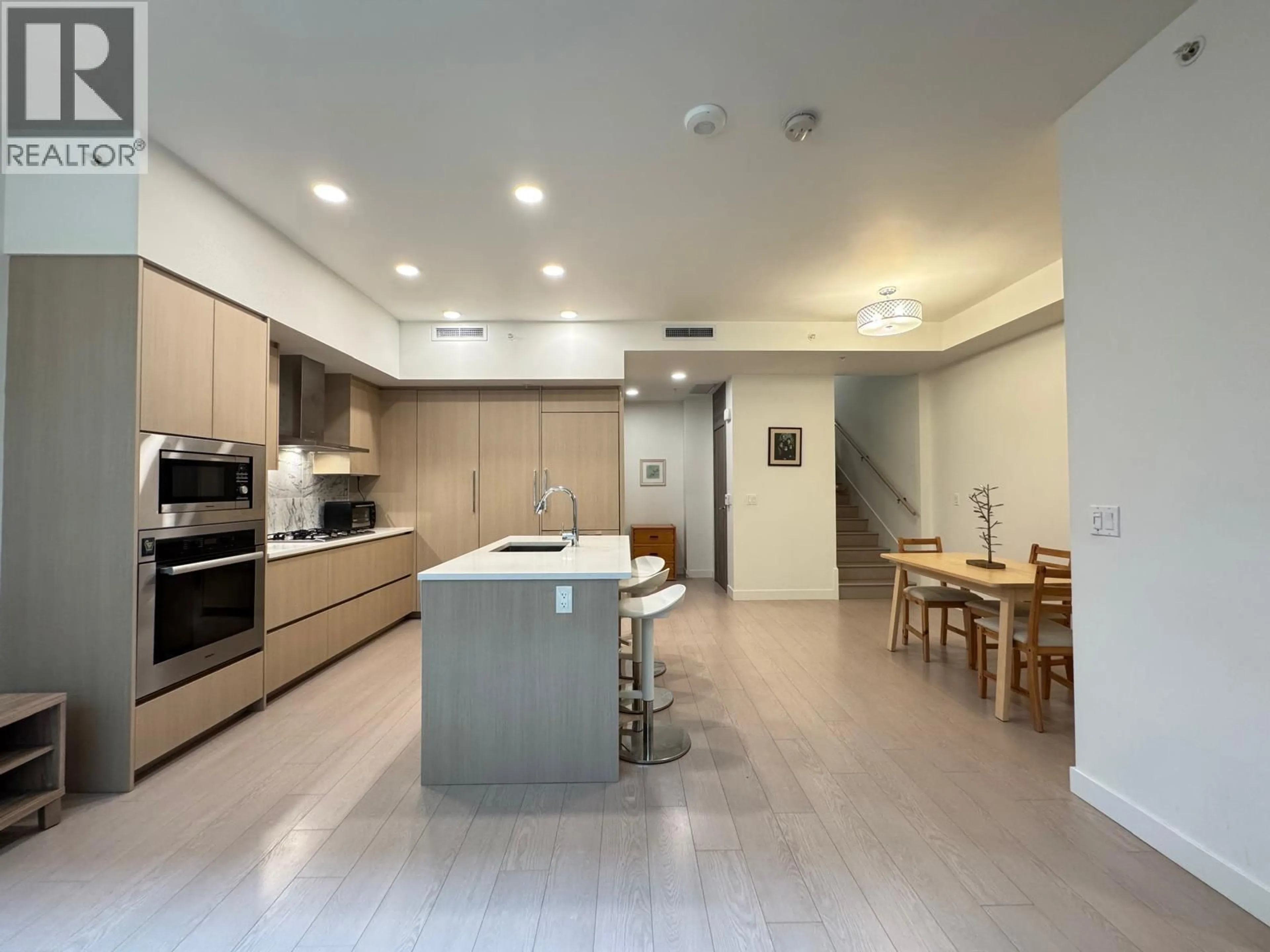 Open concept kitchen, unknown for 8180 NUNAVUT LANE, Vancouver British Columbia V5X0H3