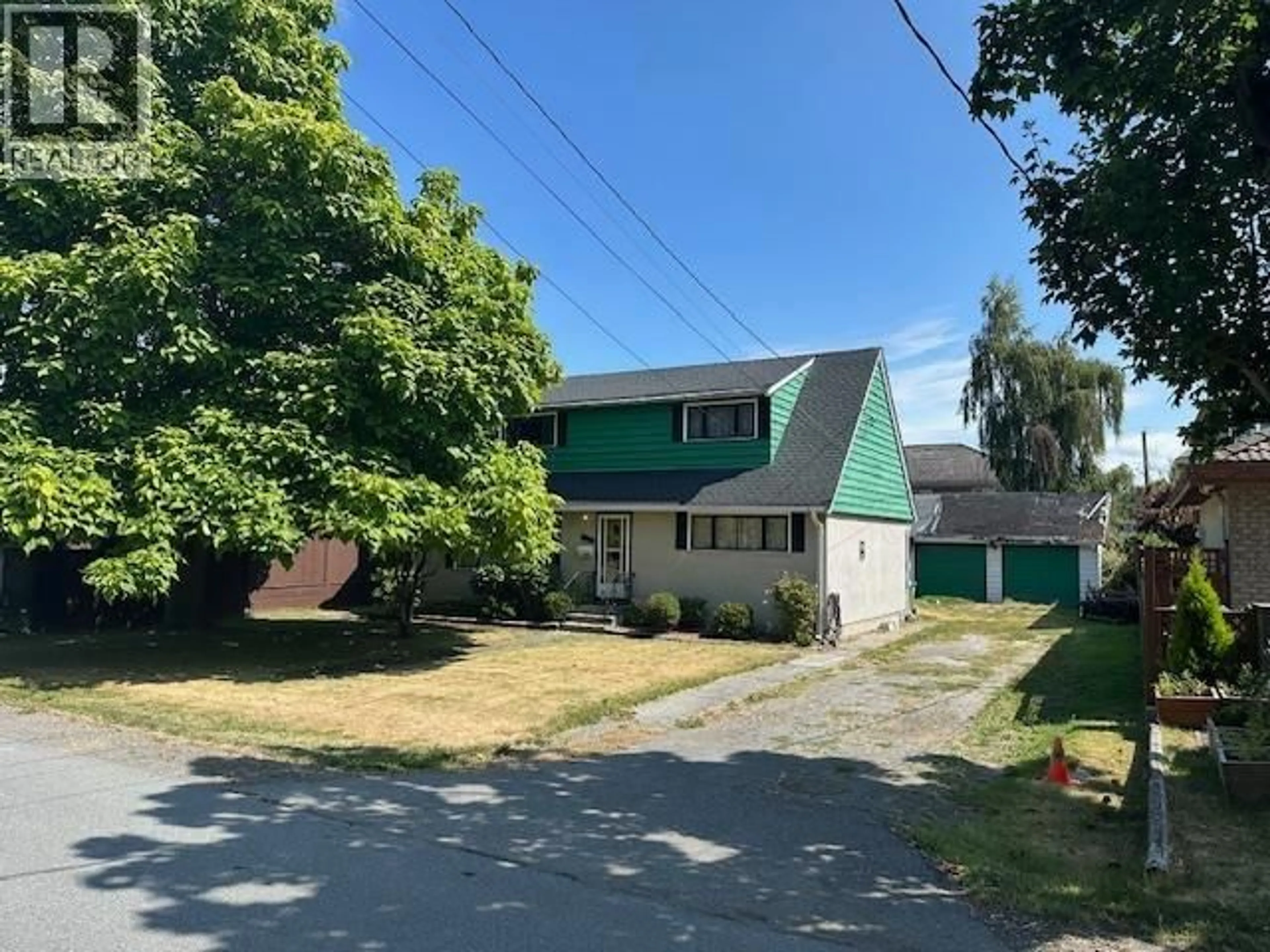 A pic from outside/outdoor area/front of a property/back of a property/a pic from drone, street for 9240 DIAMOND ROAD, Richmond British Columbia V7E1P3
