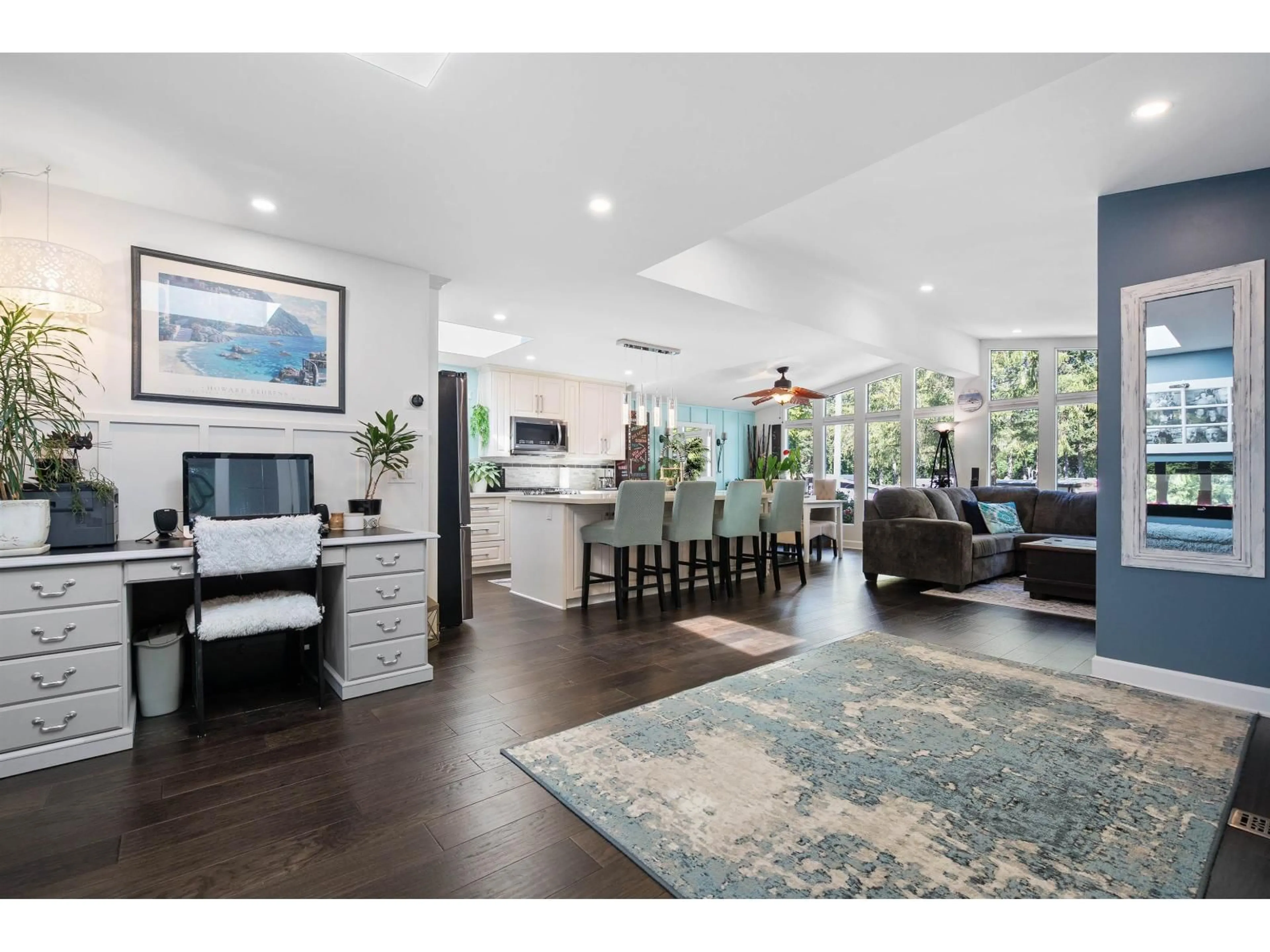 Open concept kitchen, wood/laminate floor for 281 - 1840 160 STREET, Surrey British Columbia V4A4X4