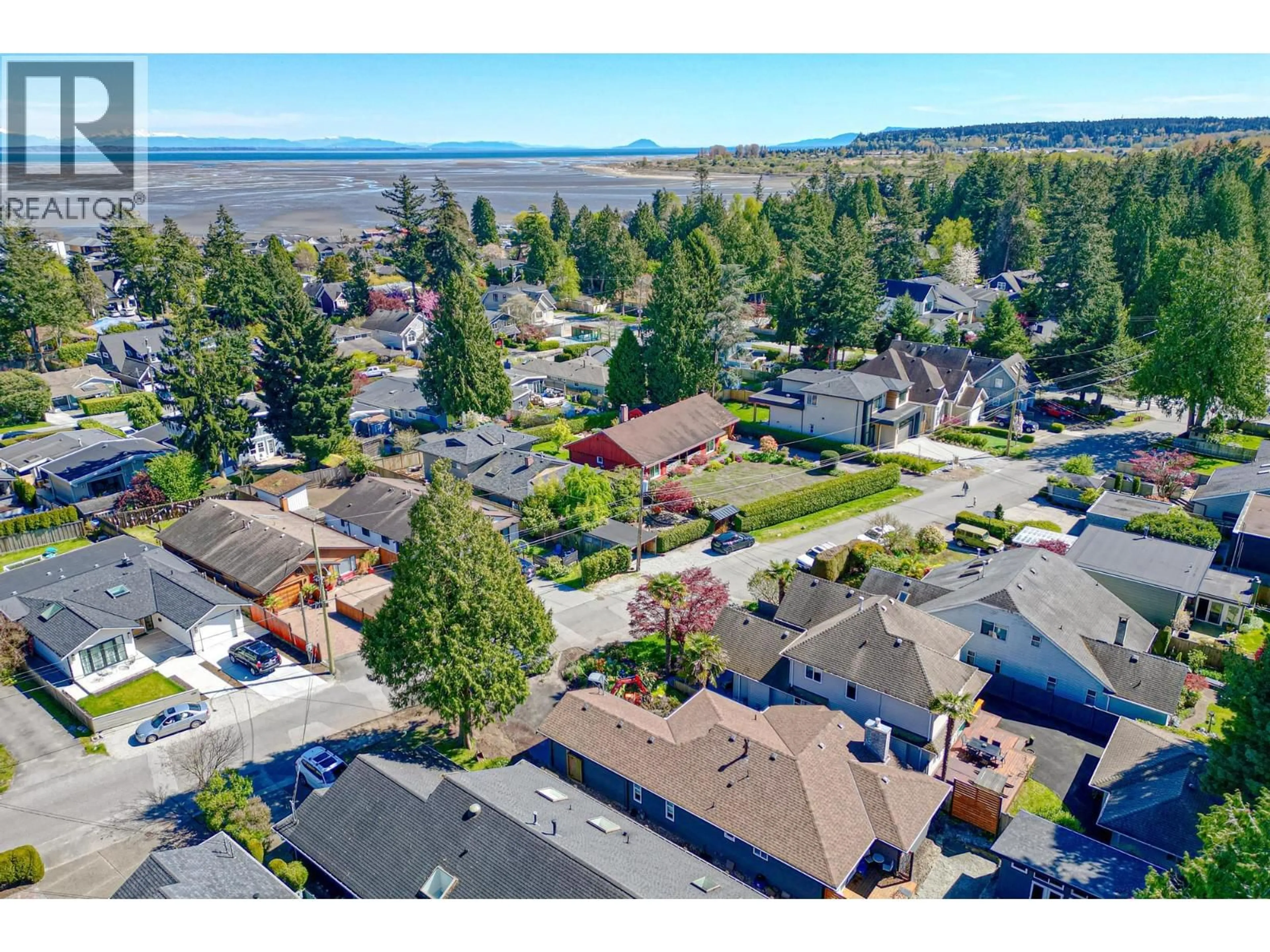 A pic from outside/outdoor area/front of a property/back of a property/a pic from drone, water/lake/river/ocean view for 1655 BRAID ROAD, Delta British Columbia V4L1T5