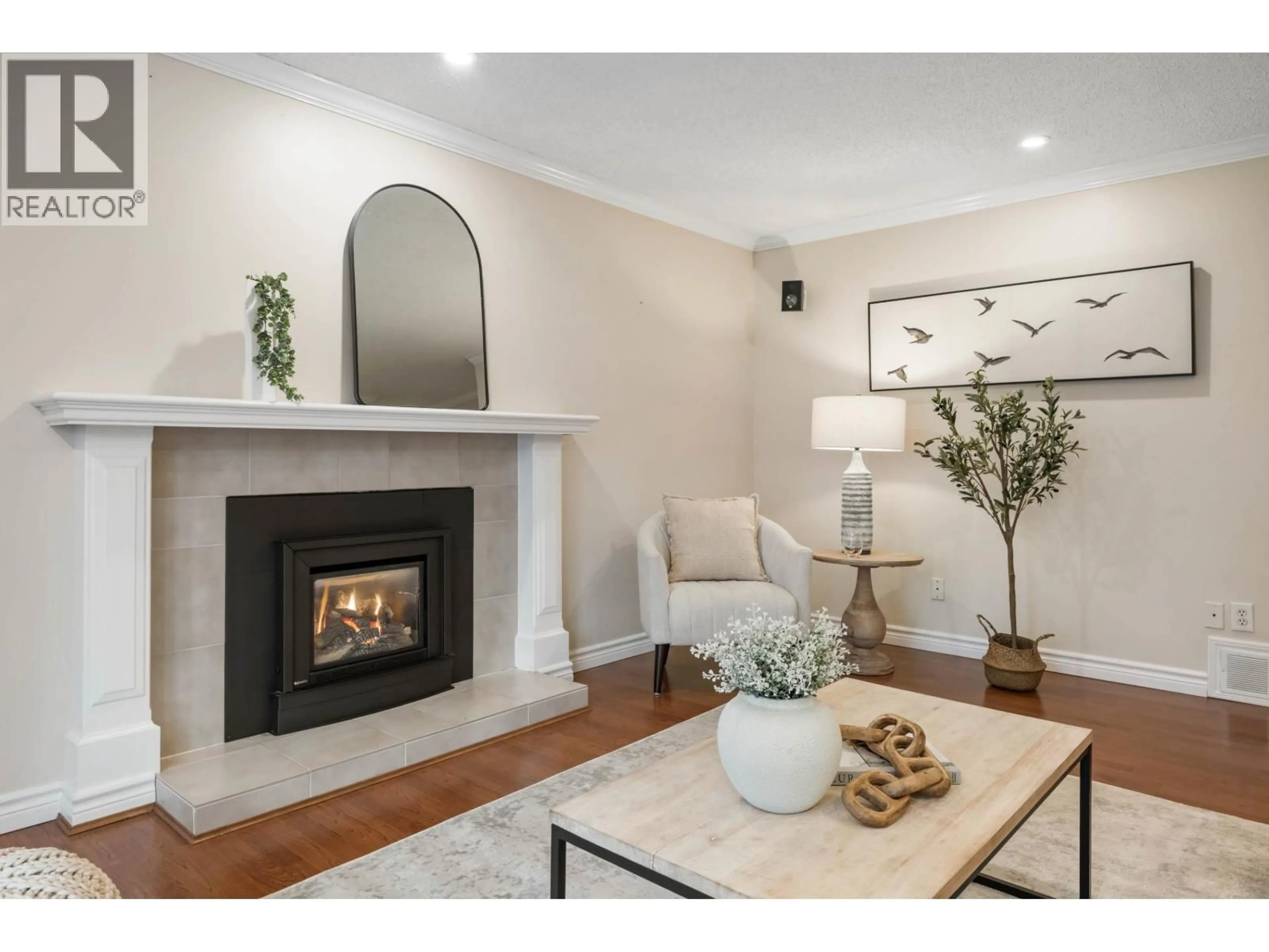 Living room with furniture, unknown for 24813 122 AVENUE, Maple Ridge British Columbia V4R1Z8