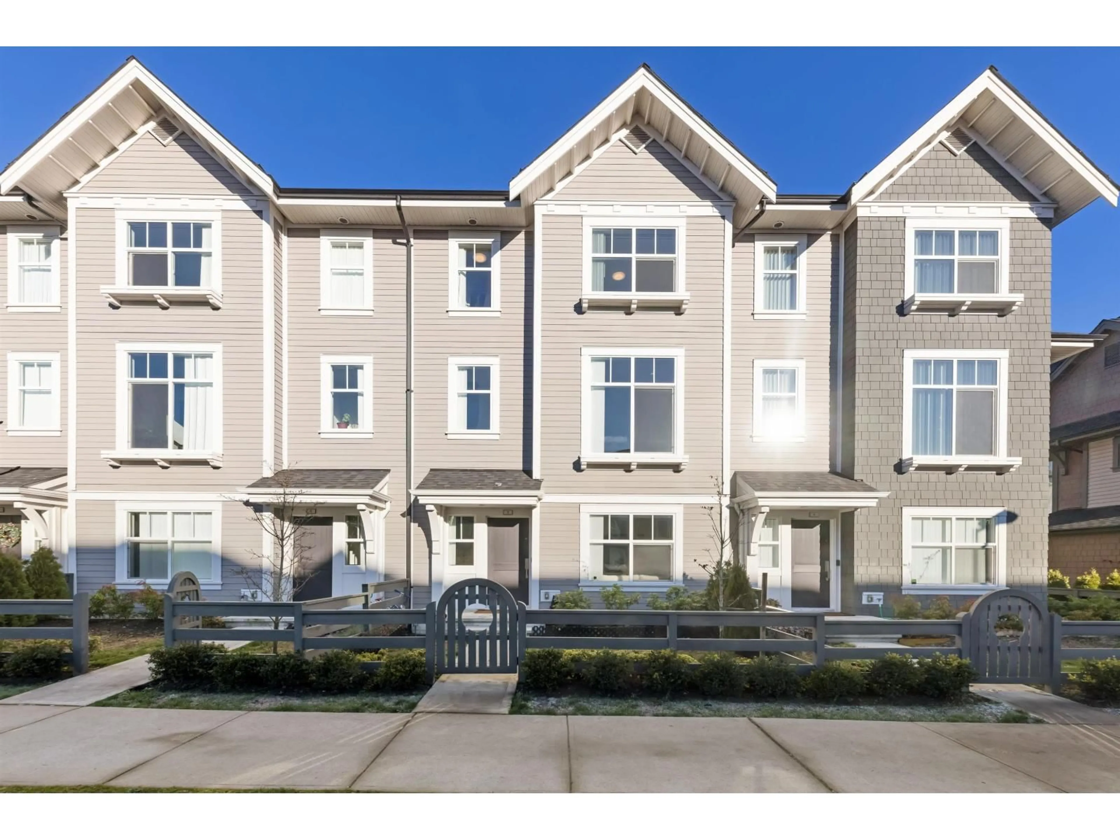 A pic from outside/outdoor area/front of a property/back of a property/a pic from drone, street for 3 - 14151 58A AVENUE, Surrey British Columbia V3X0L1