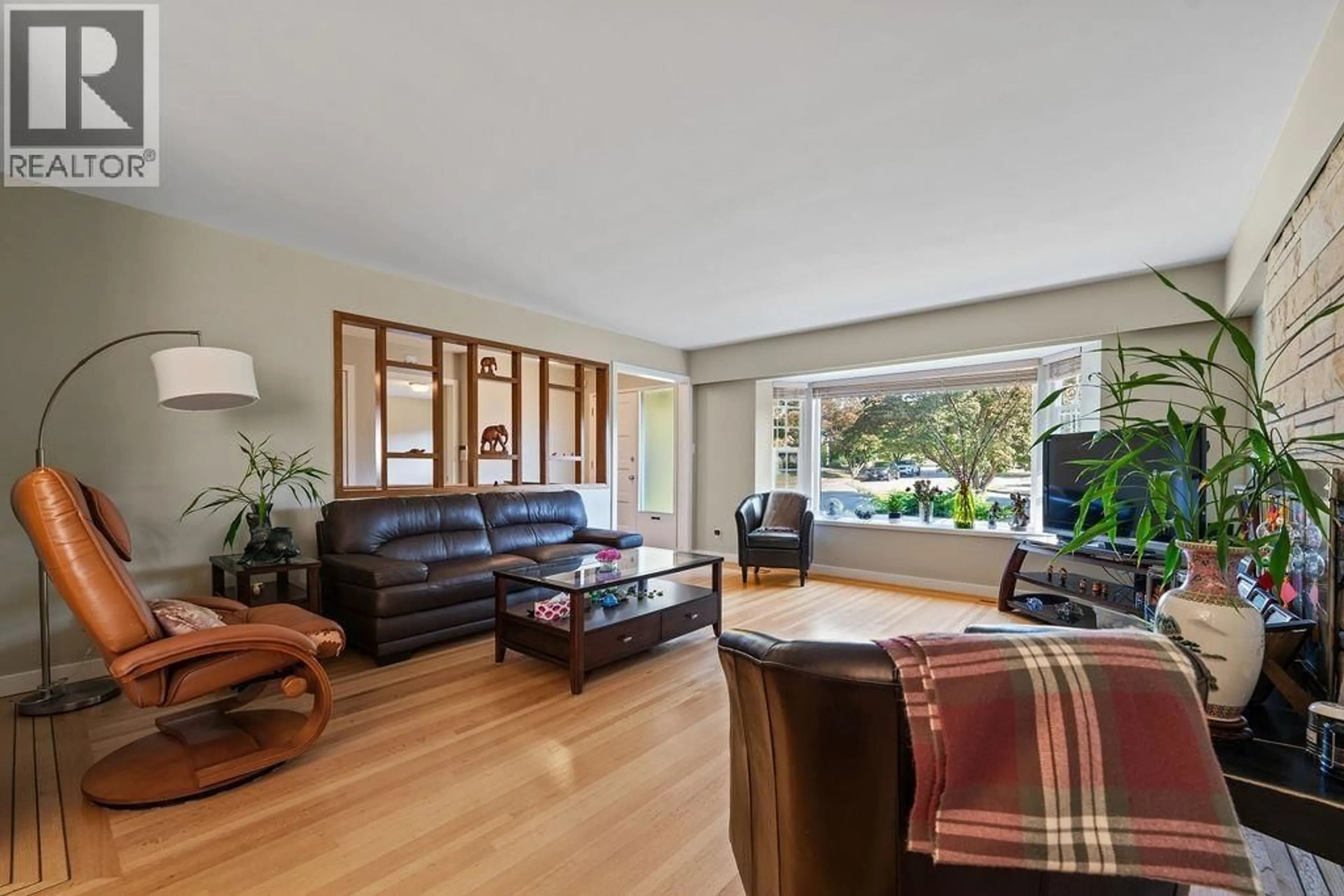 Living room with furniture, unknown for 7292 SHAWNEE PLACE, Vancouver British Columbia V5S2Z1