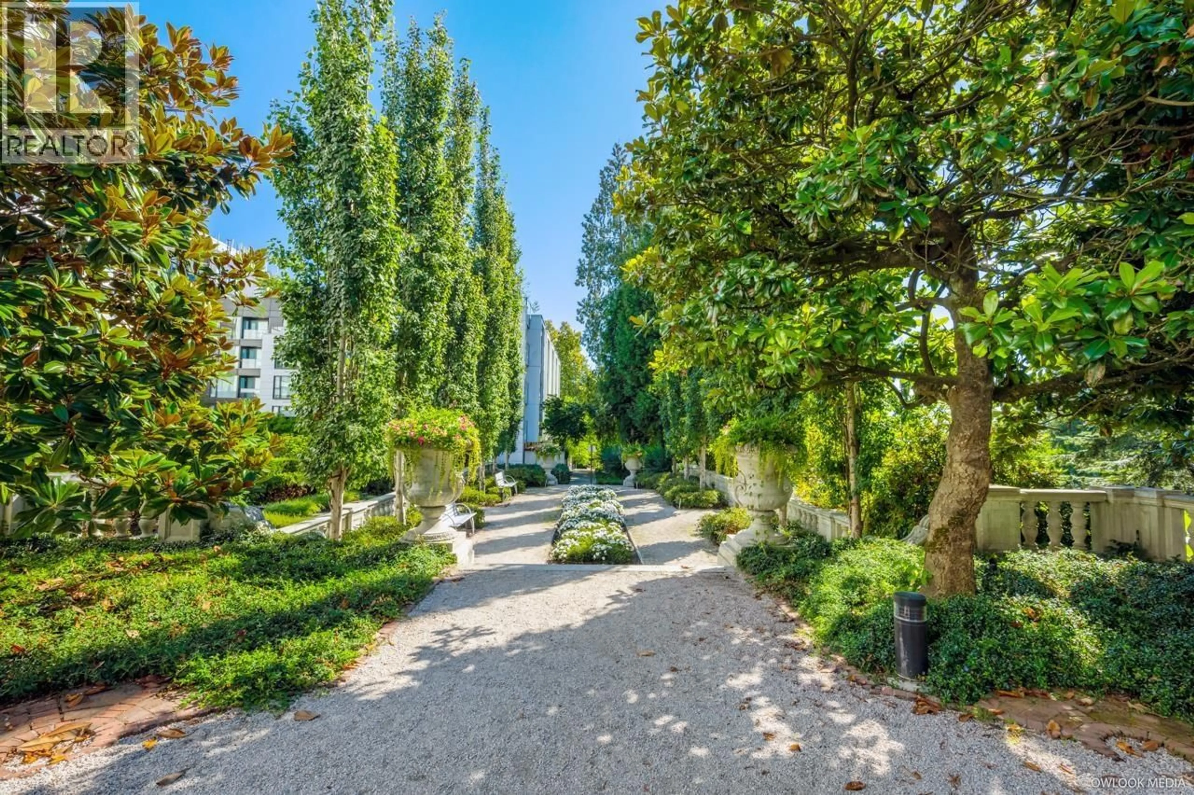 Patio, street for 203 - 1561 57TH AVENUE, Vancouver British Columbia V6P0H5