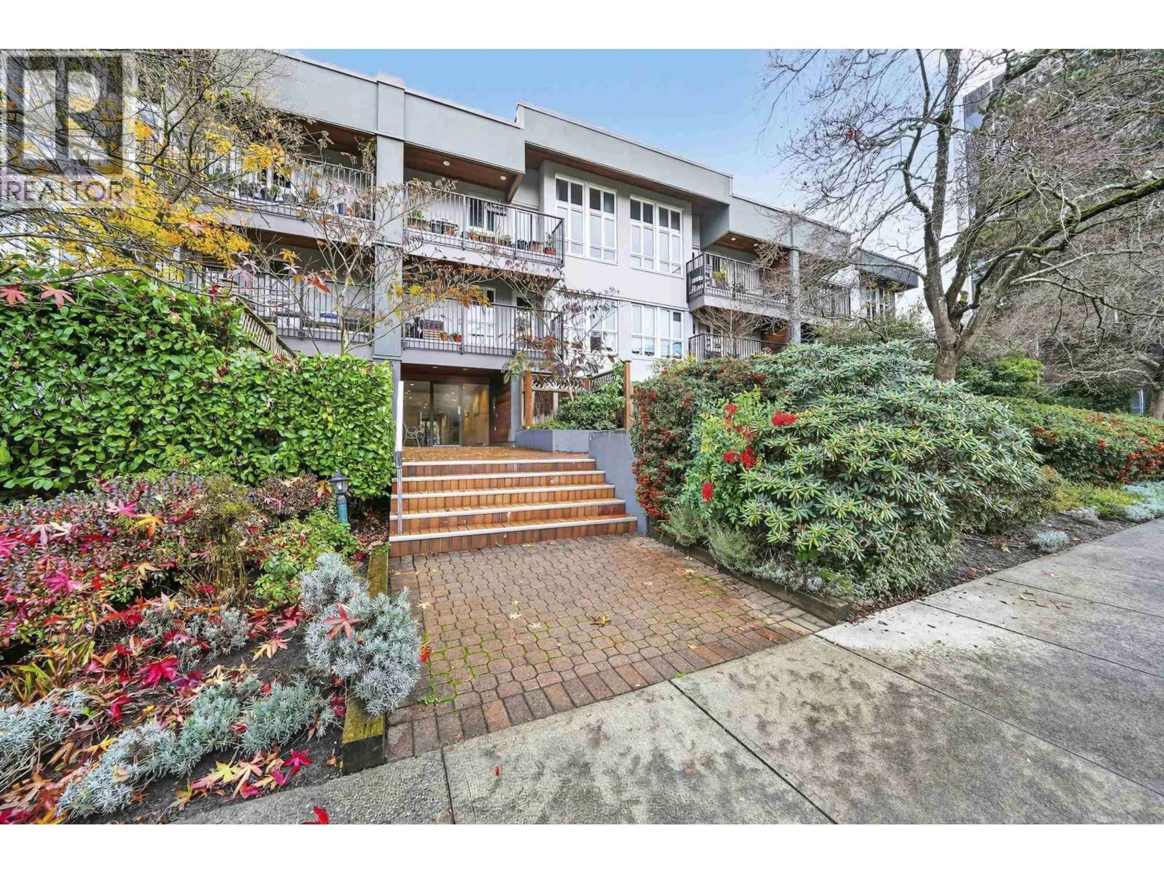 Patio, unknown for 104 - 1551 11TH AVENUE, Vancouver British Columbia V6J2B5