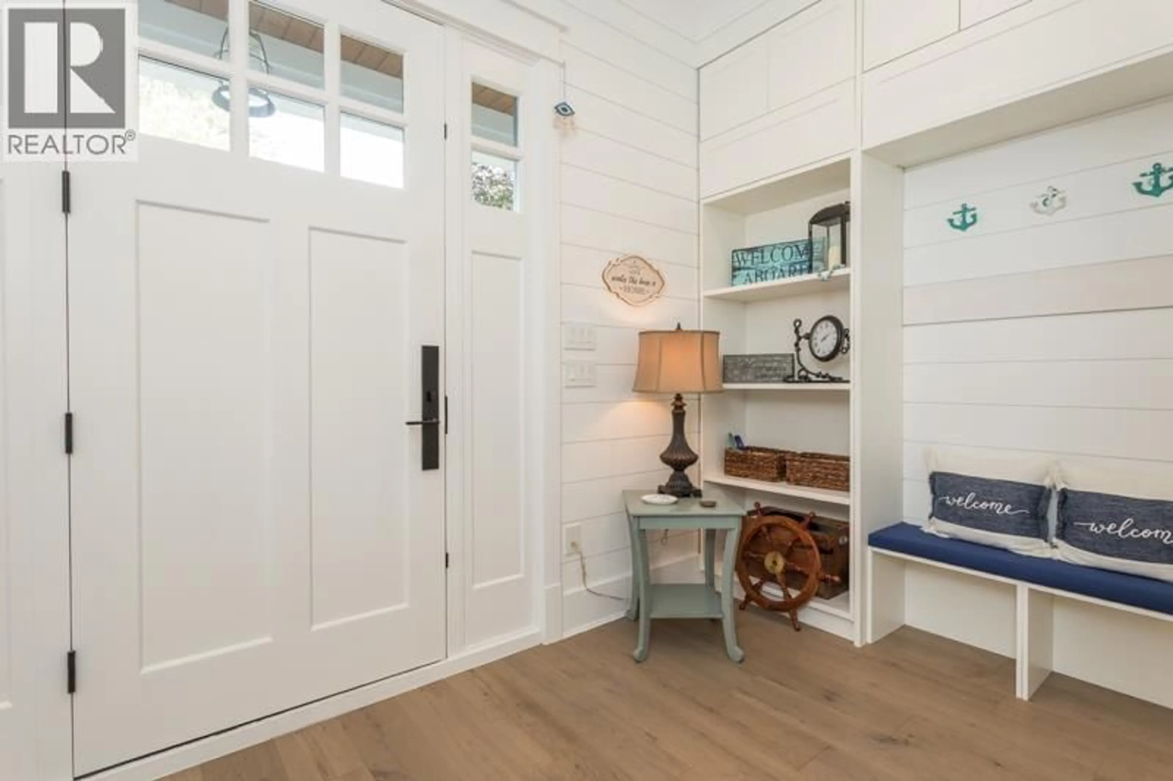 Indoor entryway for 11240 SCHOONER COURT, Richmond British Columbia V7E4L1