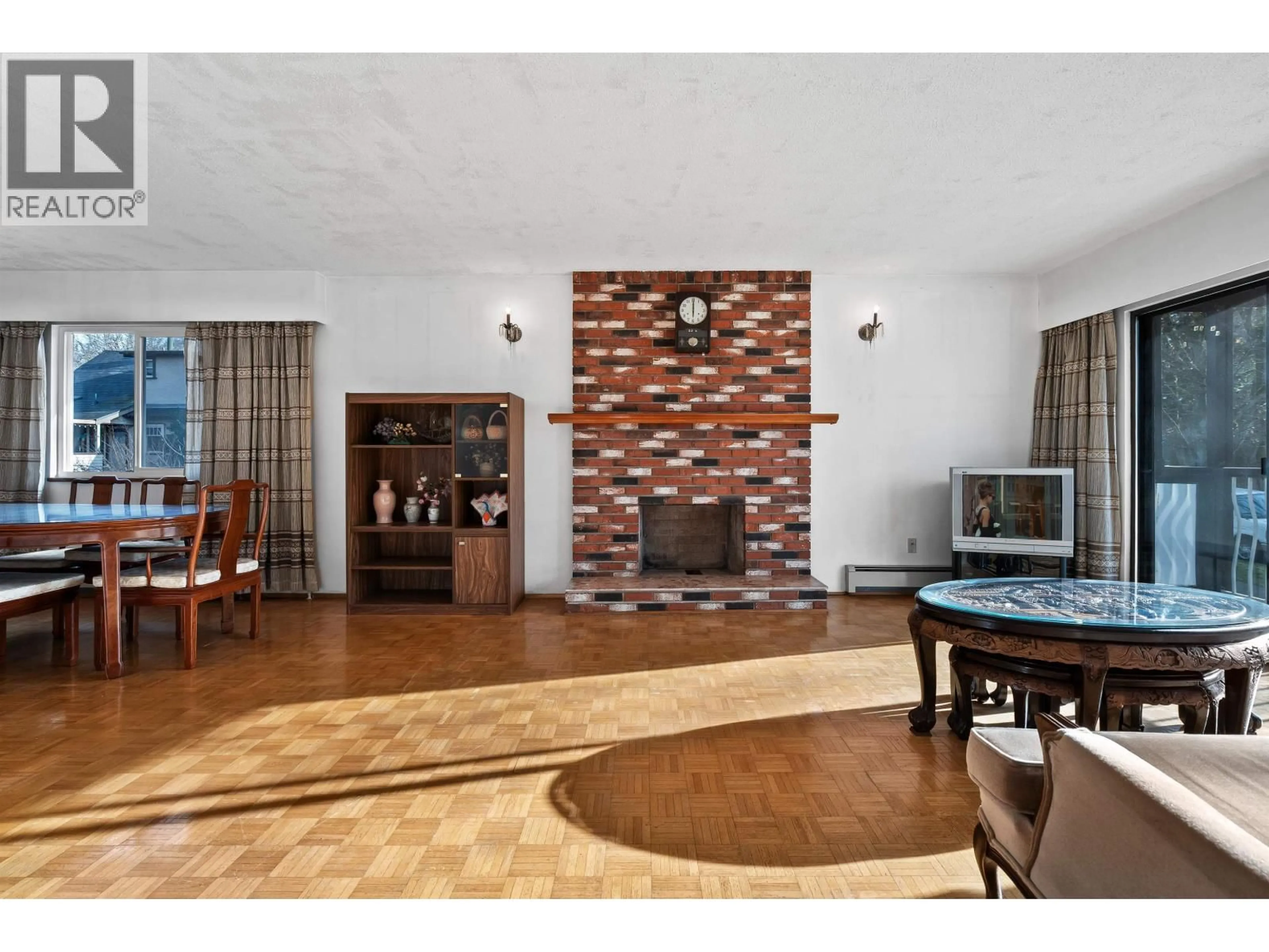 Unknown for 1181 24TH AVENUE, Vancouver British Columbia V5V2B3