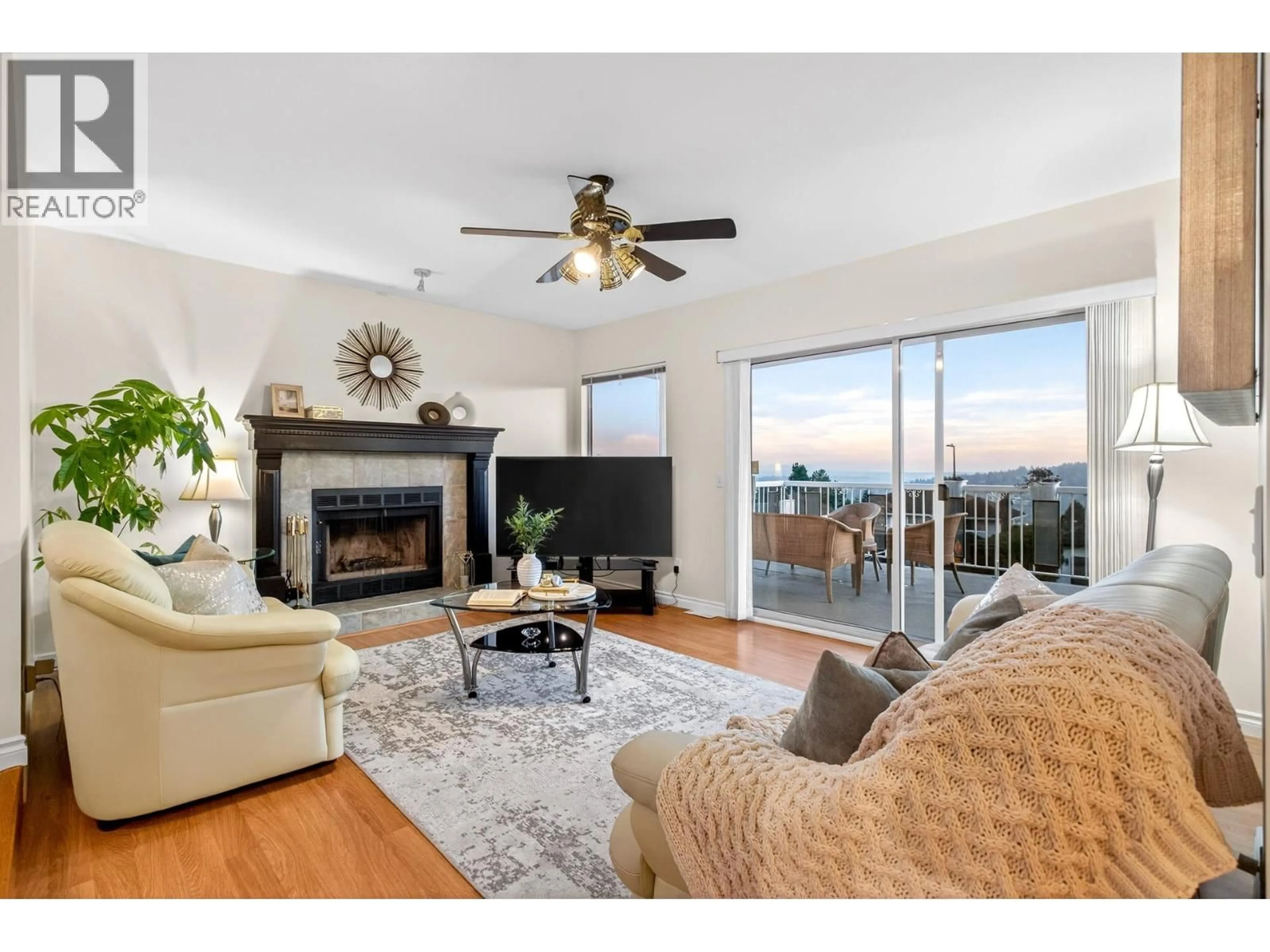 Living room with furniture, wood/laminate floor for 1365 HONEYSUCKLE LANE, Coquitlam British Columbia V3E2P1