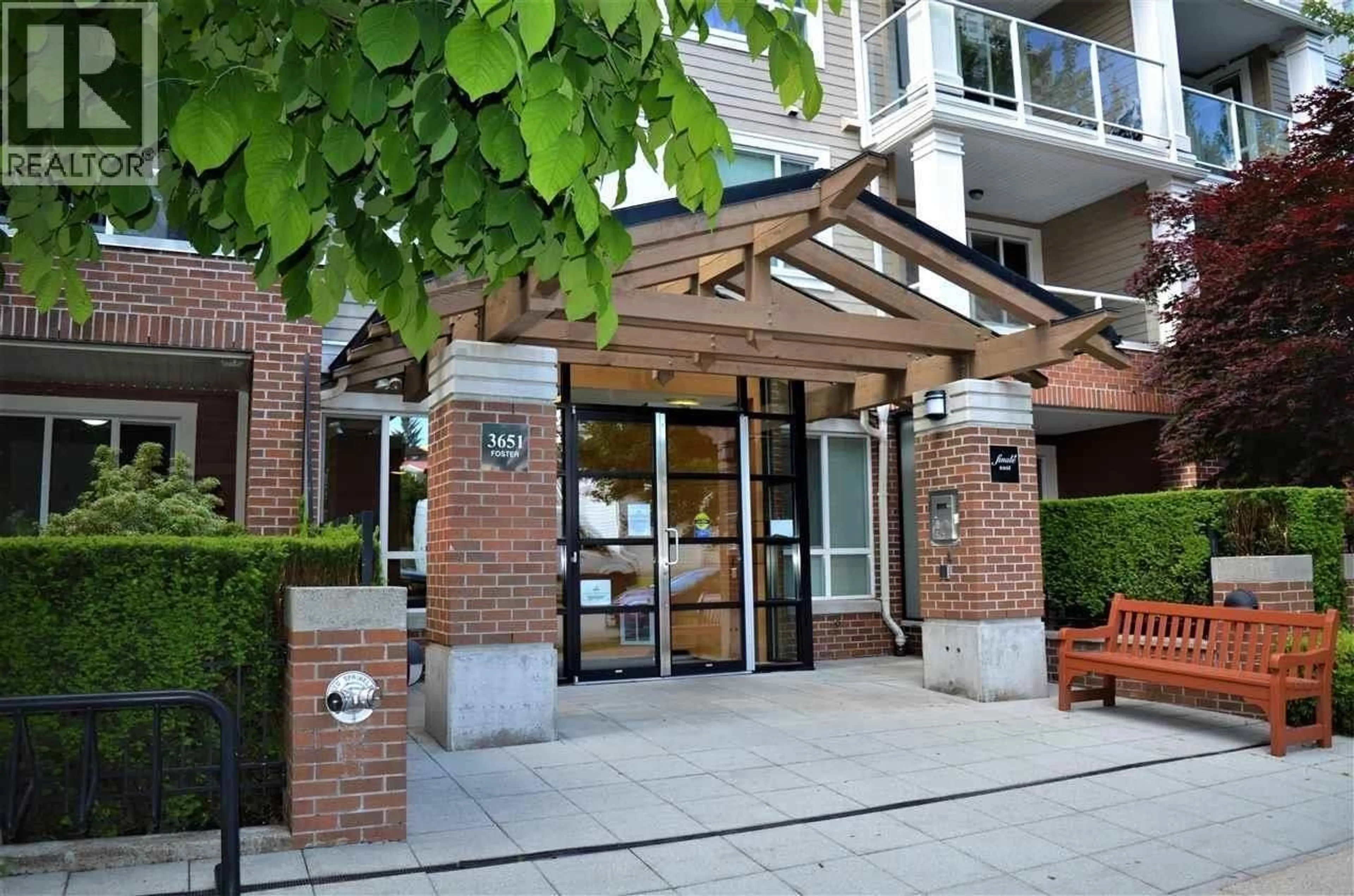 Patio, street for 301 - 3651 FOSTER AVENUE, Vancouver British Columbia V5R0A2