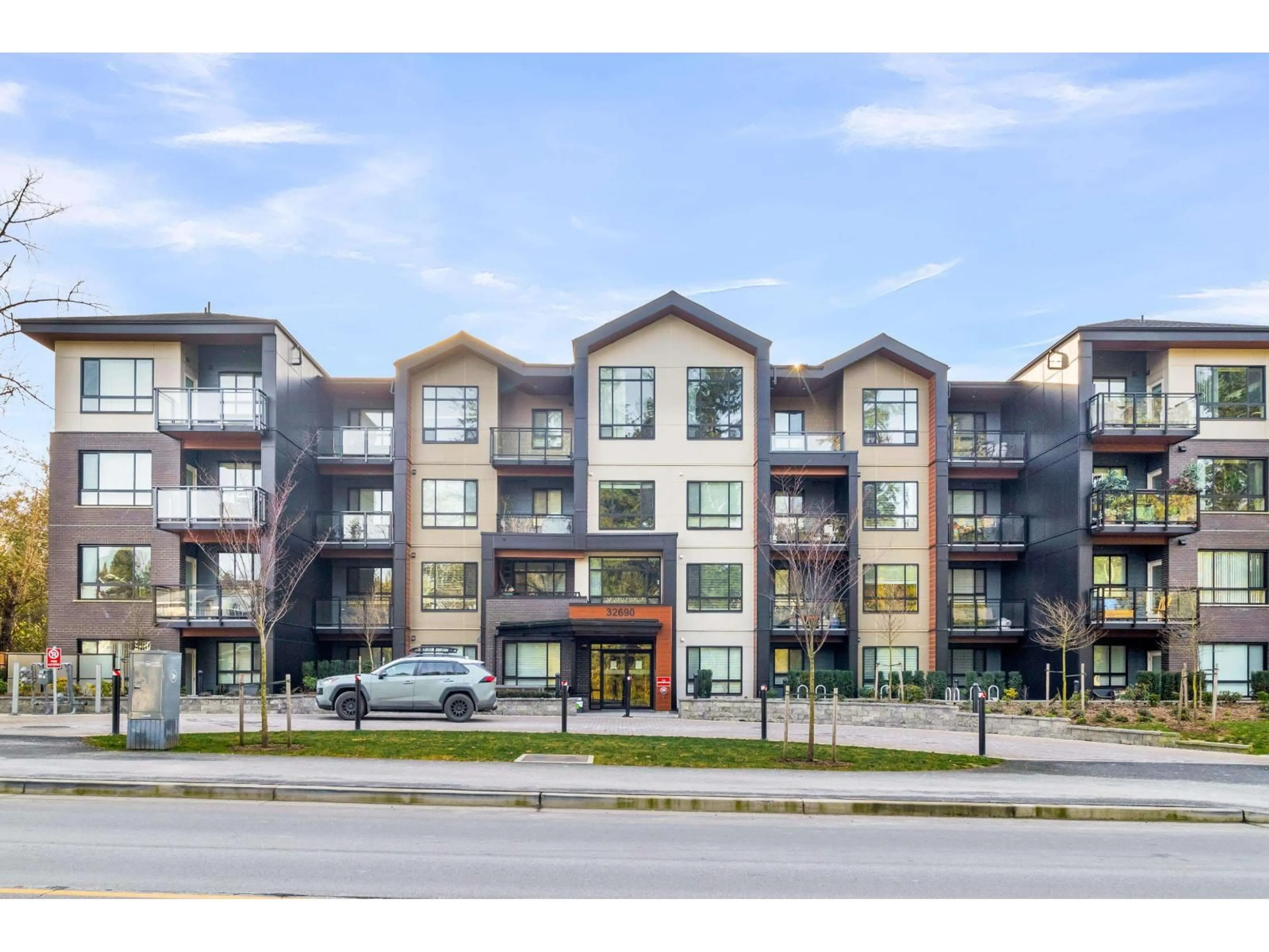 Blurry image for 223 - 32690 14 AVENUE, Mission British Columbia V2V0K5