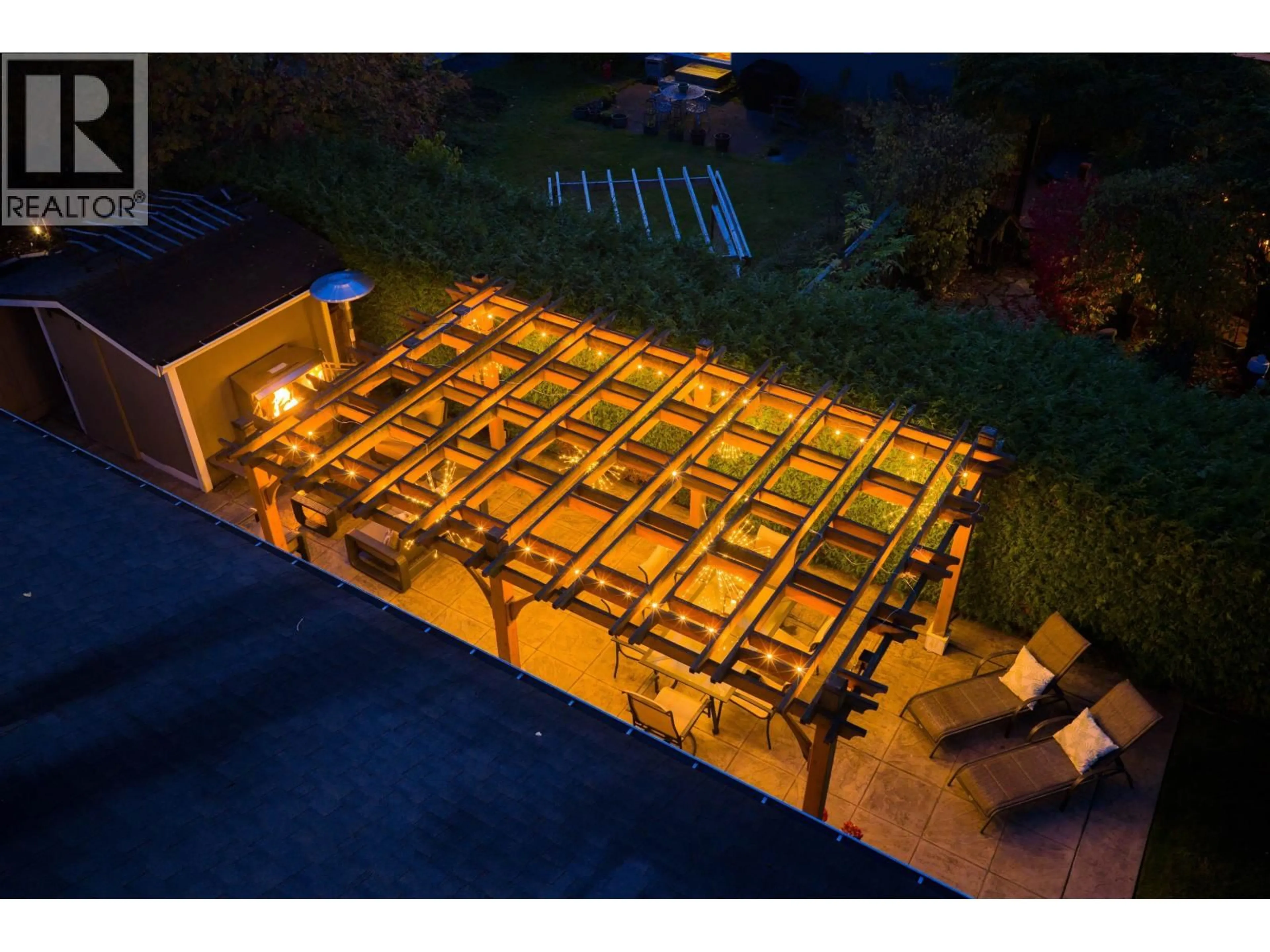 A pic from outside/outdoor area/front of a property/back of a property/a pic from drone, building for 4583 AURORA COURT, Delta British Columbia V4K4P5
