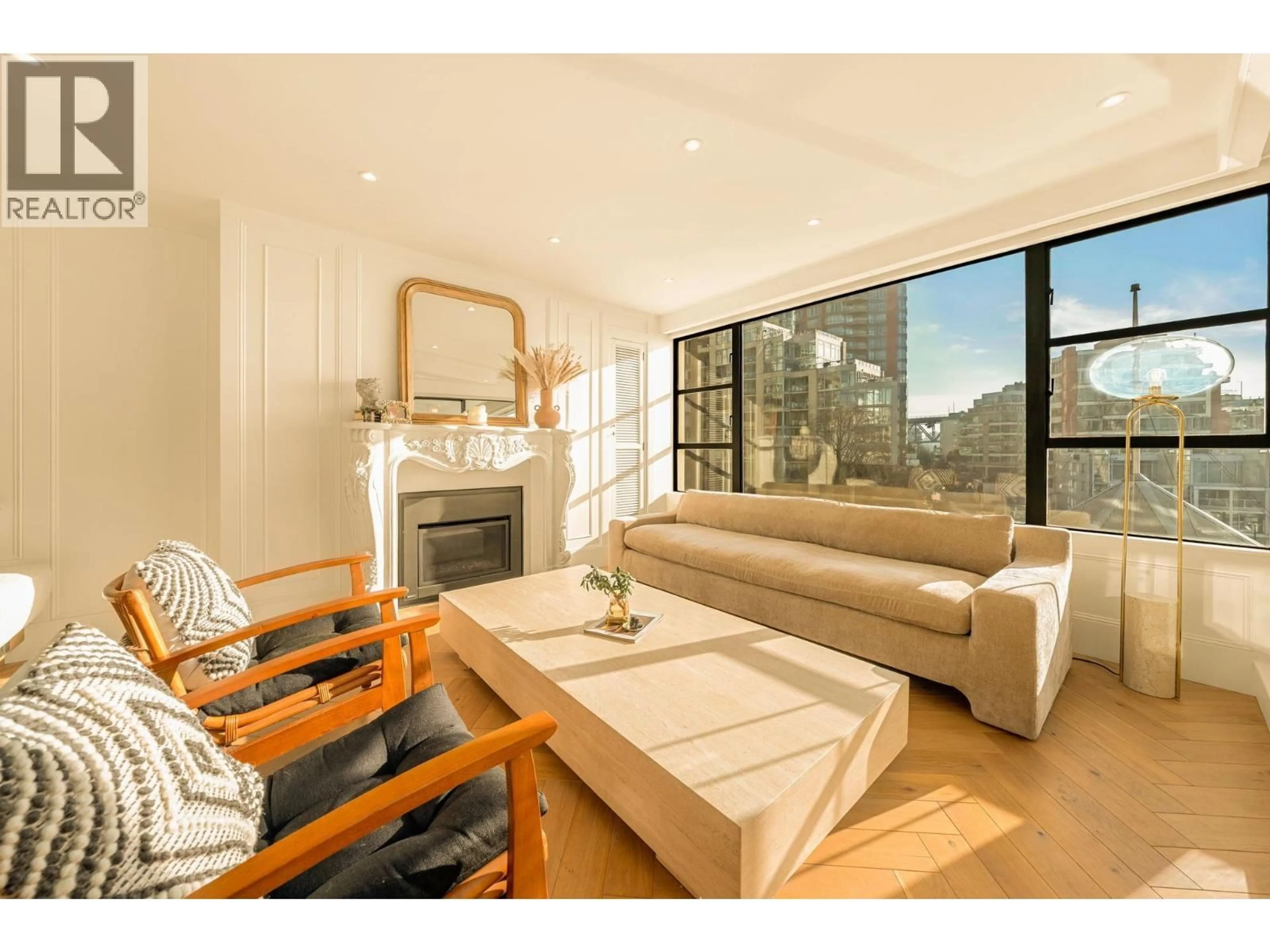 Living room with furniture, wood/laminate floor for 302 - 1008 BEACH AVENUE, Vancouver British Columbia V6E1T7