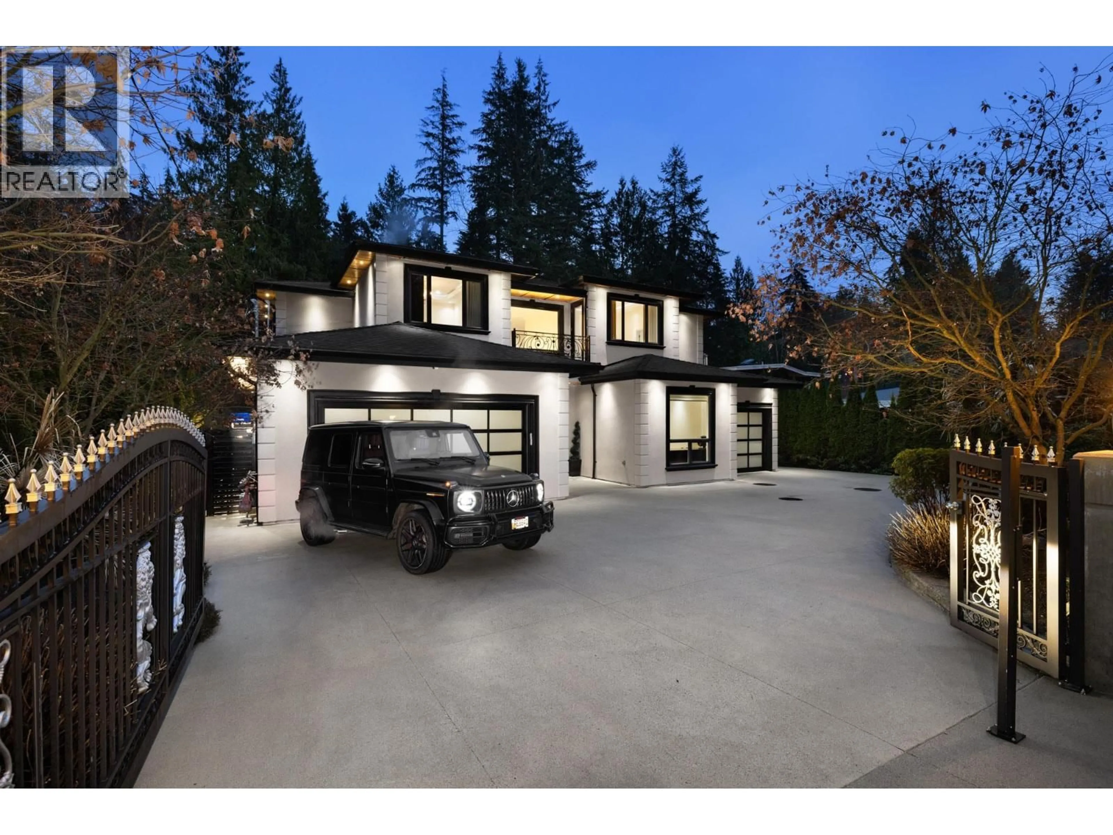 Indoor garage for 348 MOYNE DRIVE, West Vancouver British Columbia V7S1J5
