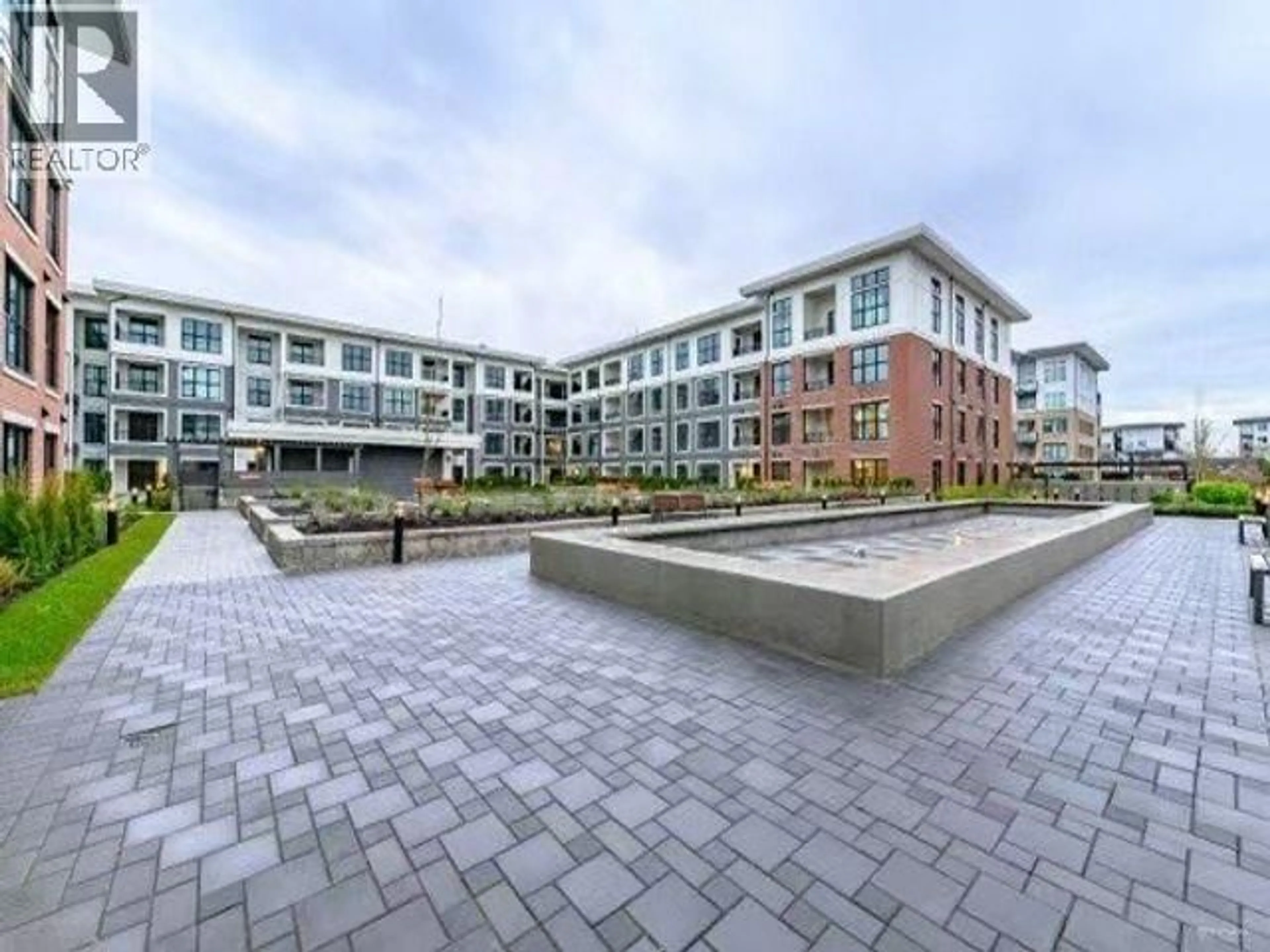 Patio, building for 438 - 9551 ALEXANDRA ROAD, Richmond British Columbia V6X0S6