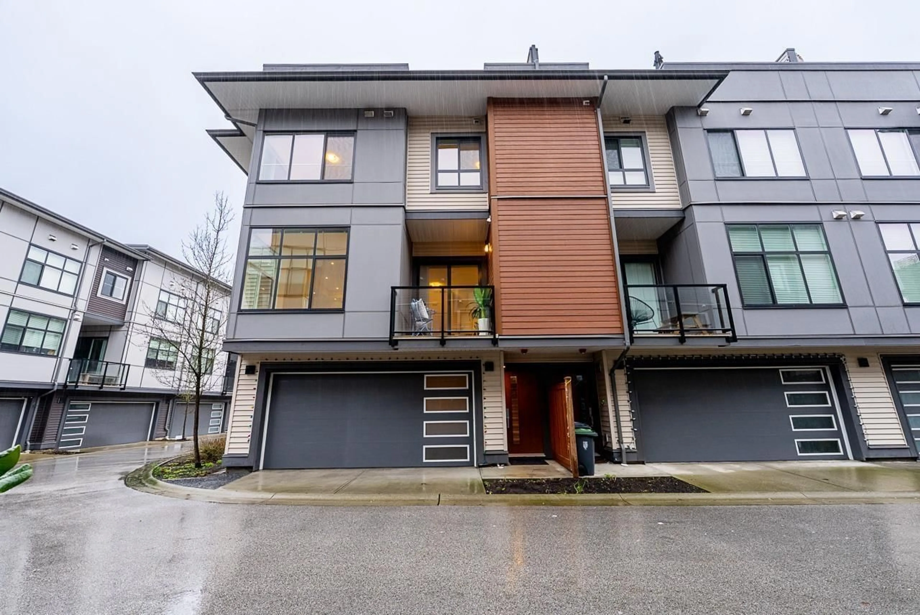 Unknown for 15 - 20852 78B AVENUE, Langley British Columbia V2Y0X6