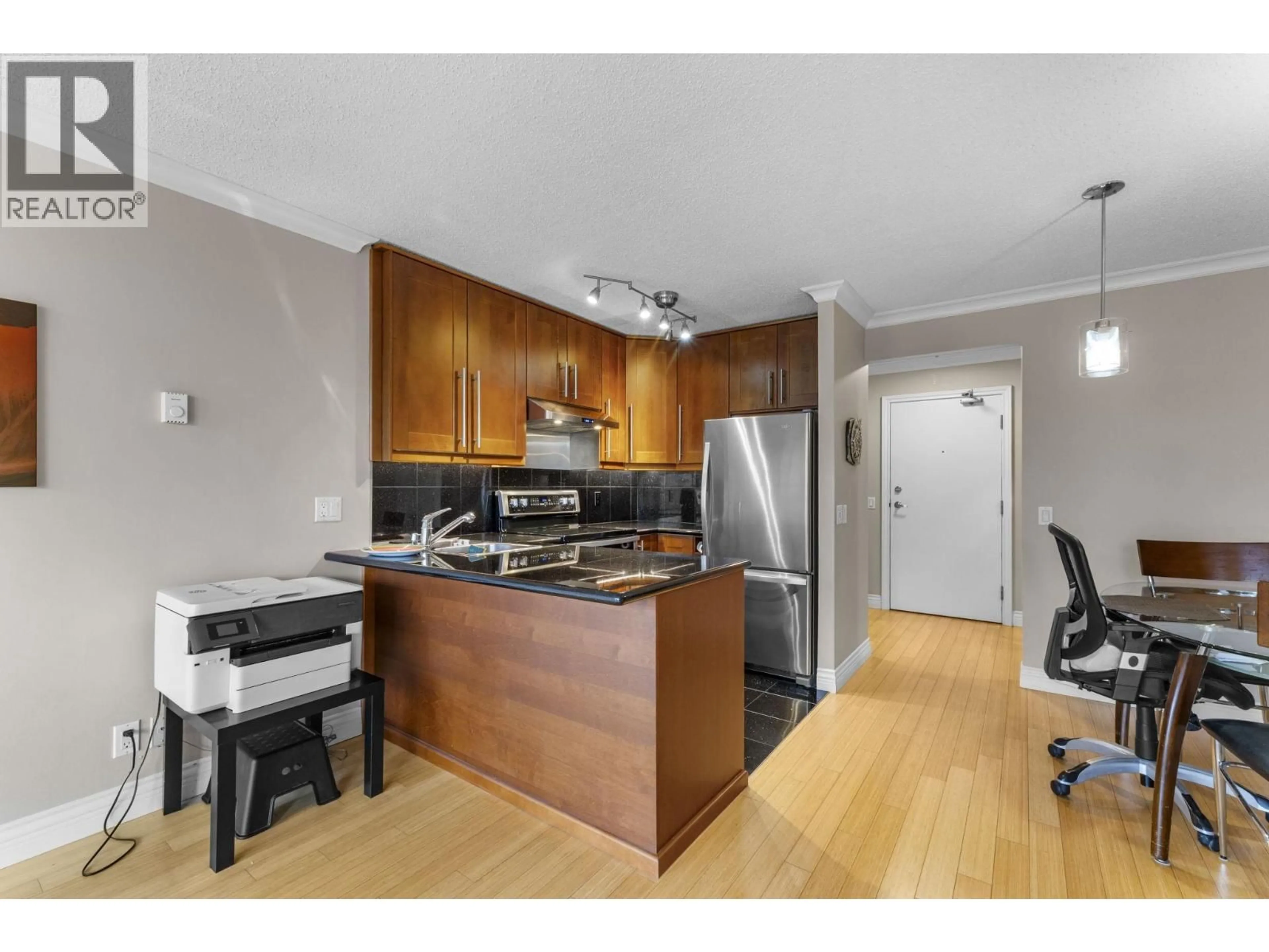 Standard kitchen, wood/laminate floor for 1607 - 3970 CARRIGAN COURT, Burnaby British Columbia V3N4S5