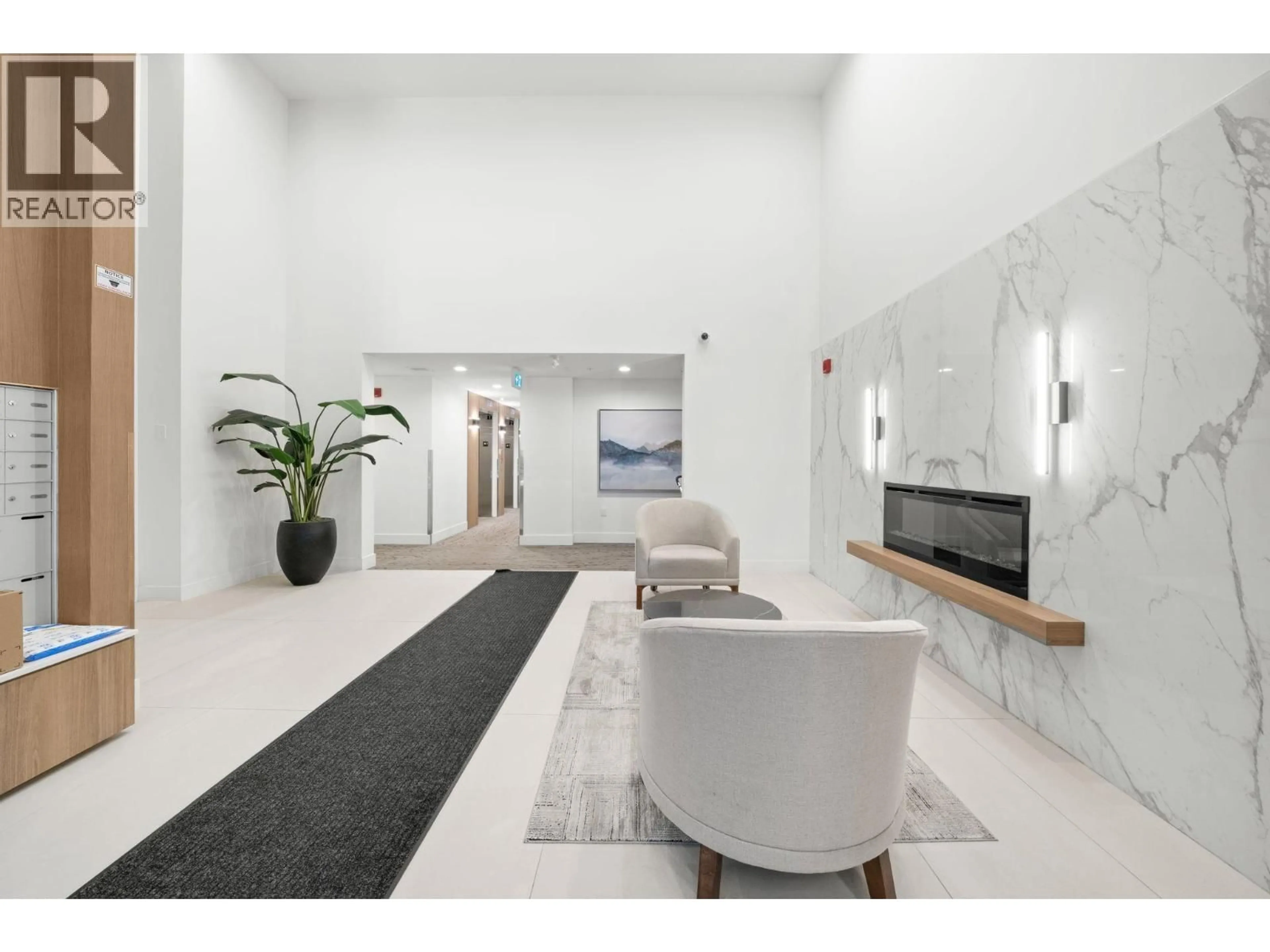 Lobby for 418 - 7588 16TH STREET, Burnaby British Columbia V3N0H8