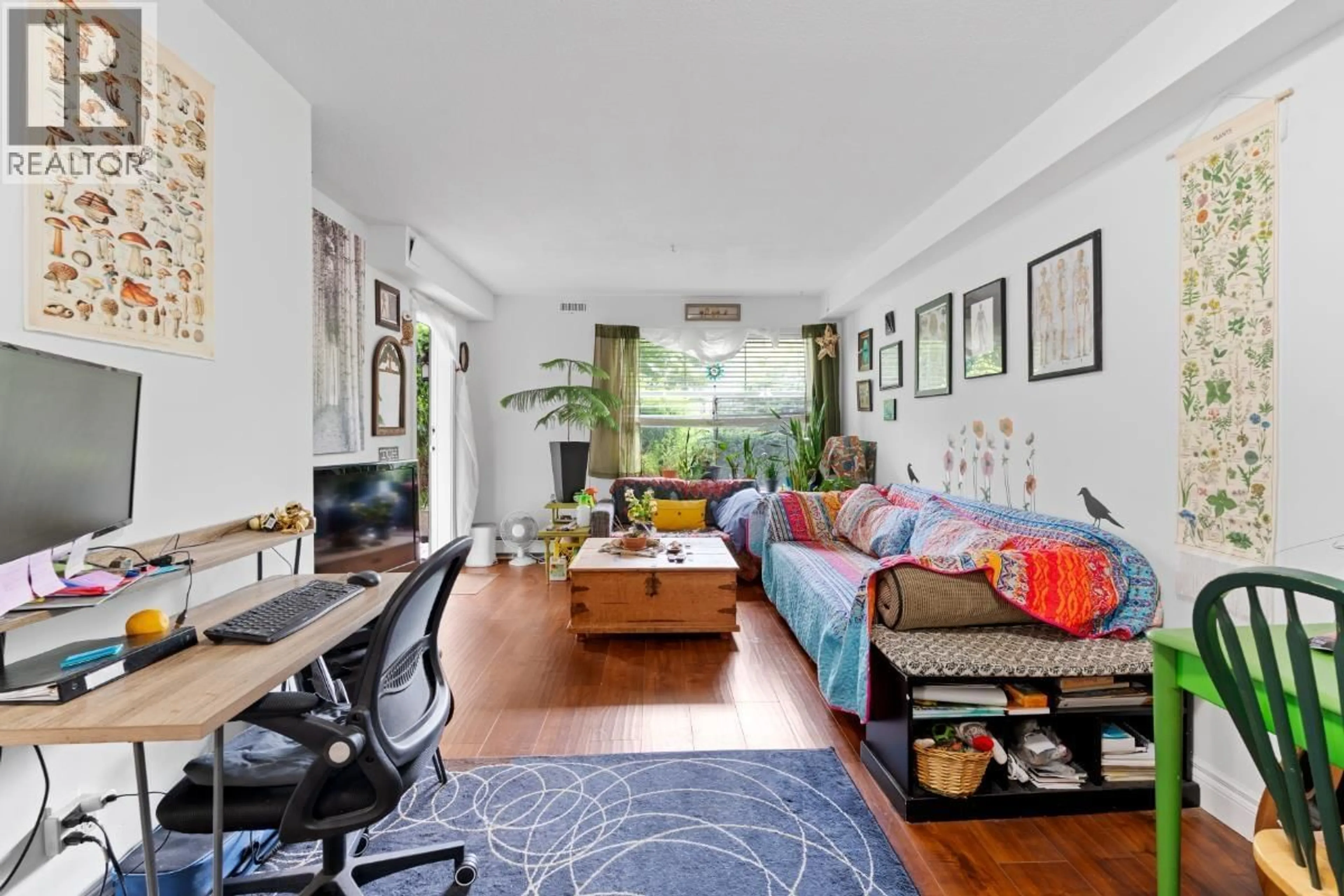 Living room with furniture, unknown for 108 - 20561 113 AVENUE, Maple Ridge British Columbia V2X1E2