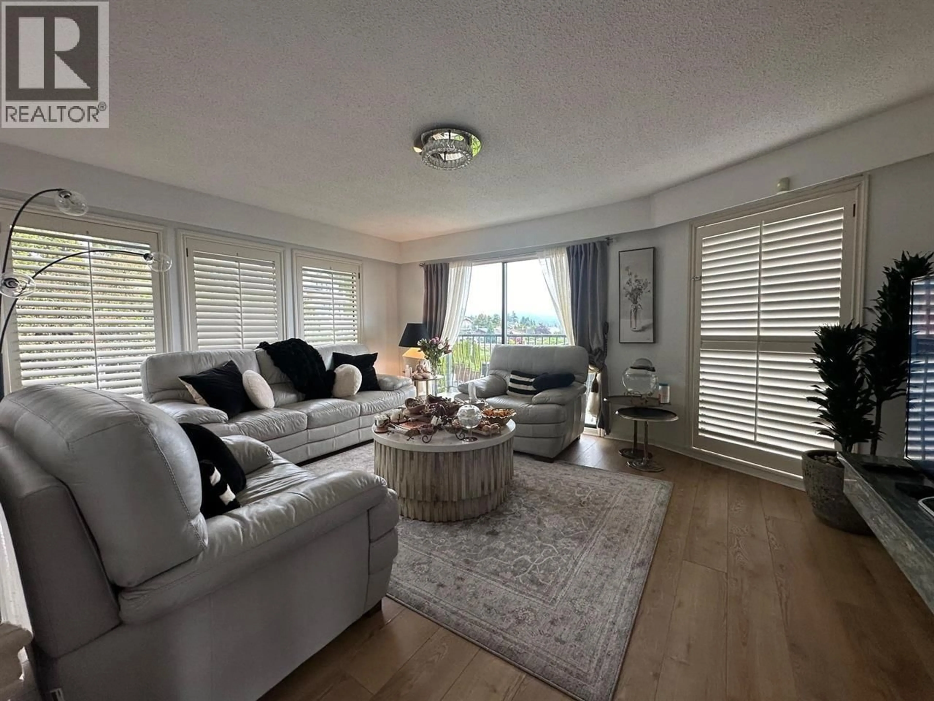 Living room with furniture, unknown for 1359 WHITBY ROAD, West Vancouver British Columbia V7S2N4