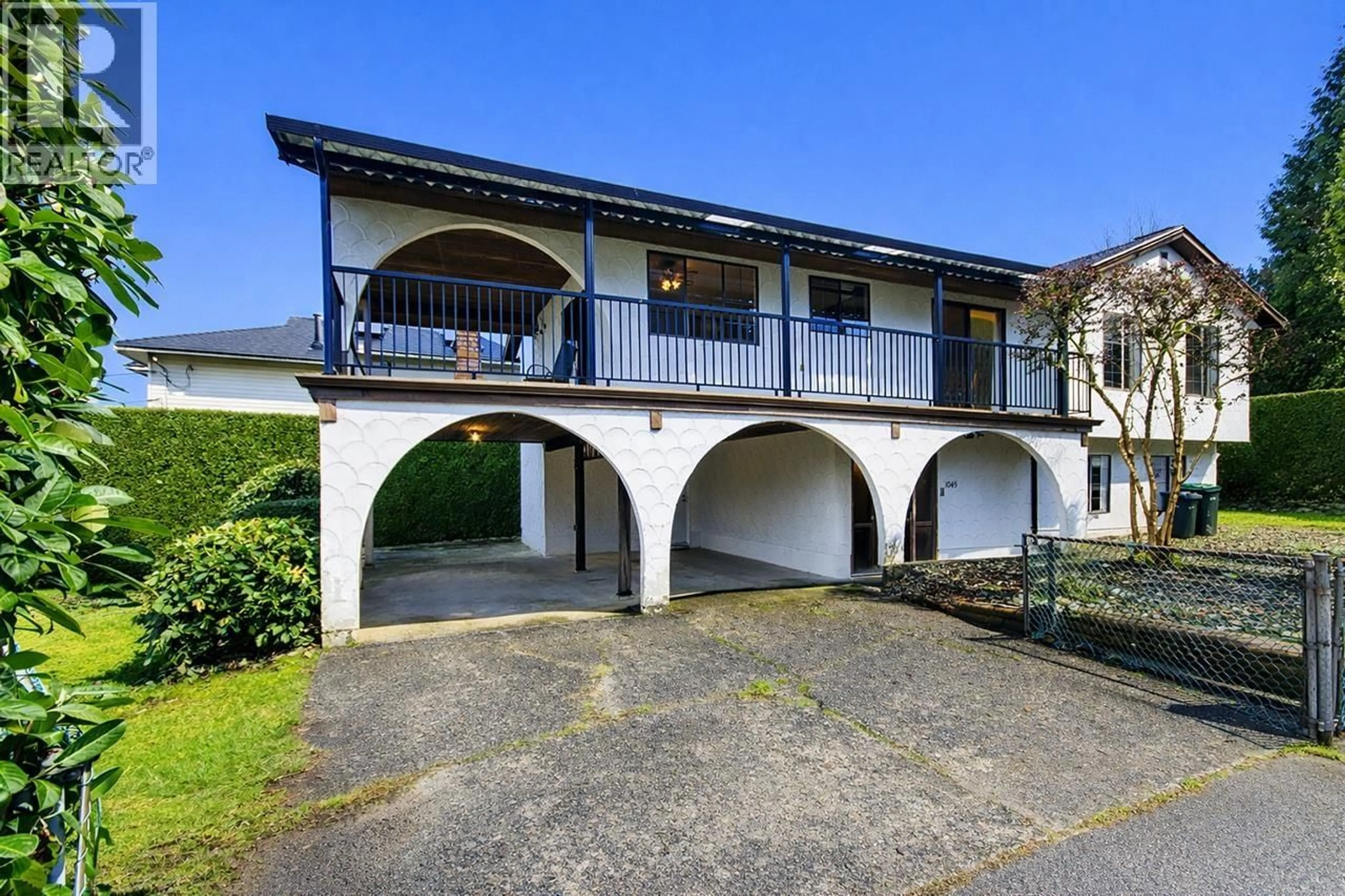 Patio, street for 1045 MORAY STREET, Coquitlam British Columbia V3J7G9