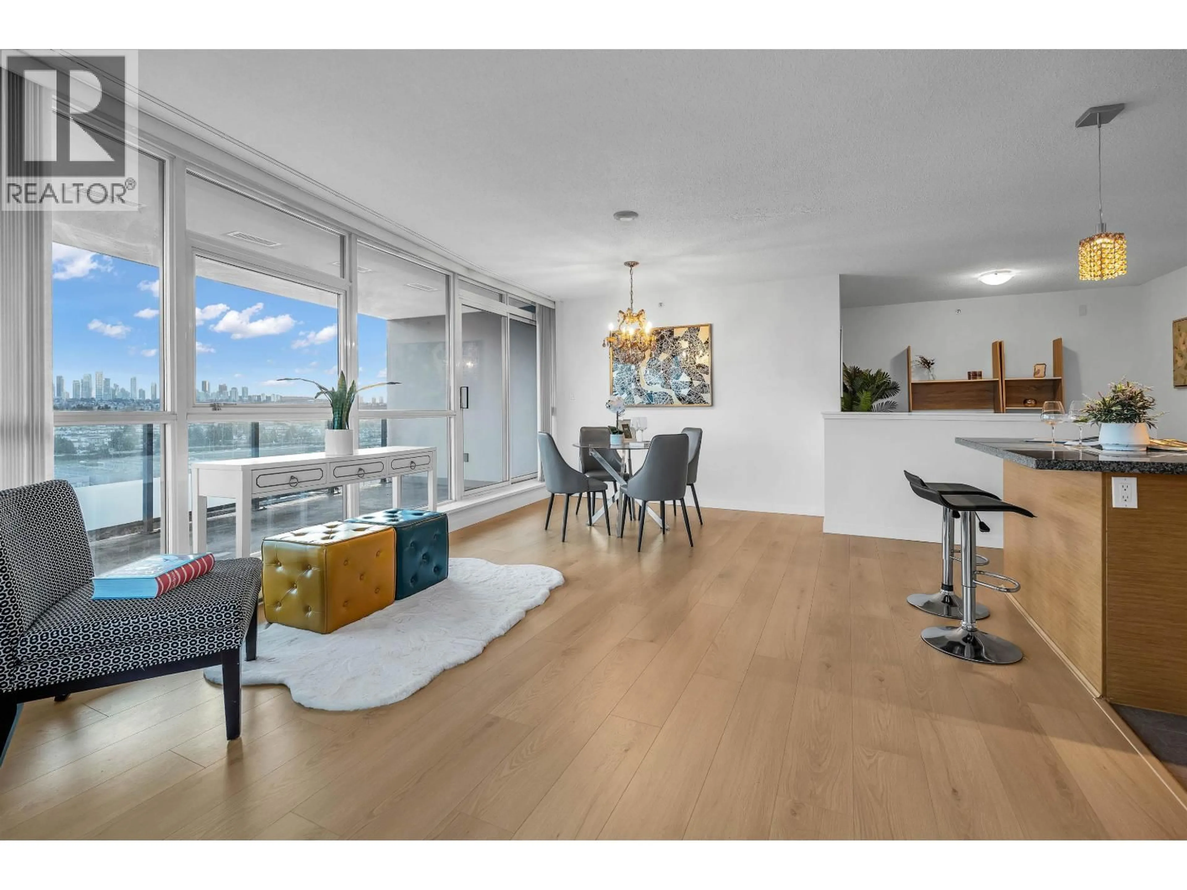 Unknown for 2203 - 2225 HOLDOM AVENUE, Burnaby British Columbia V5B0A1