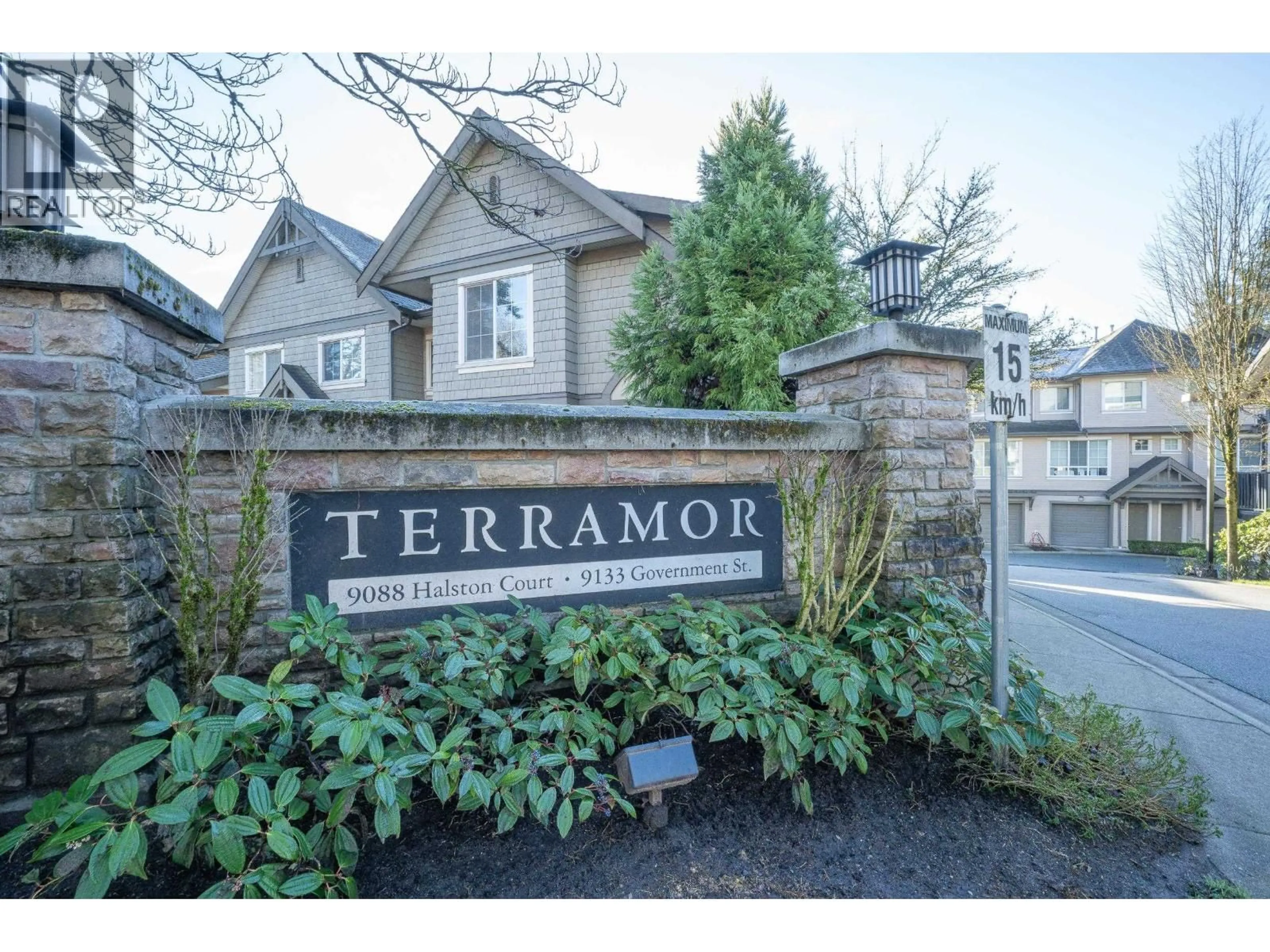 Unknown for 92 - 9088 HALSTON COURT, Burnaby British Columbia V3N0A7