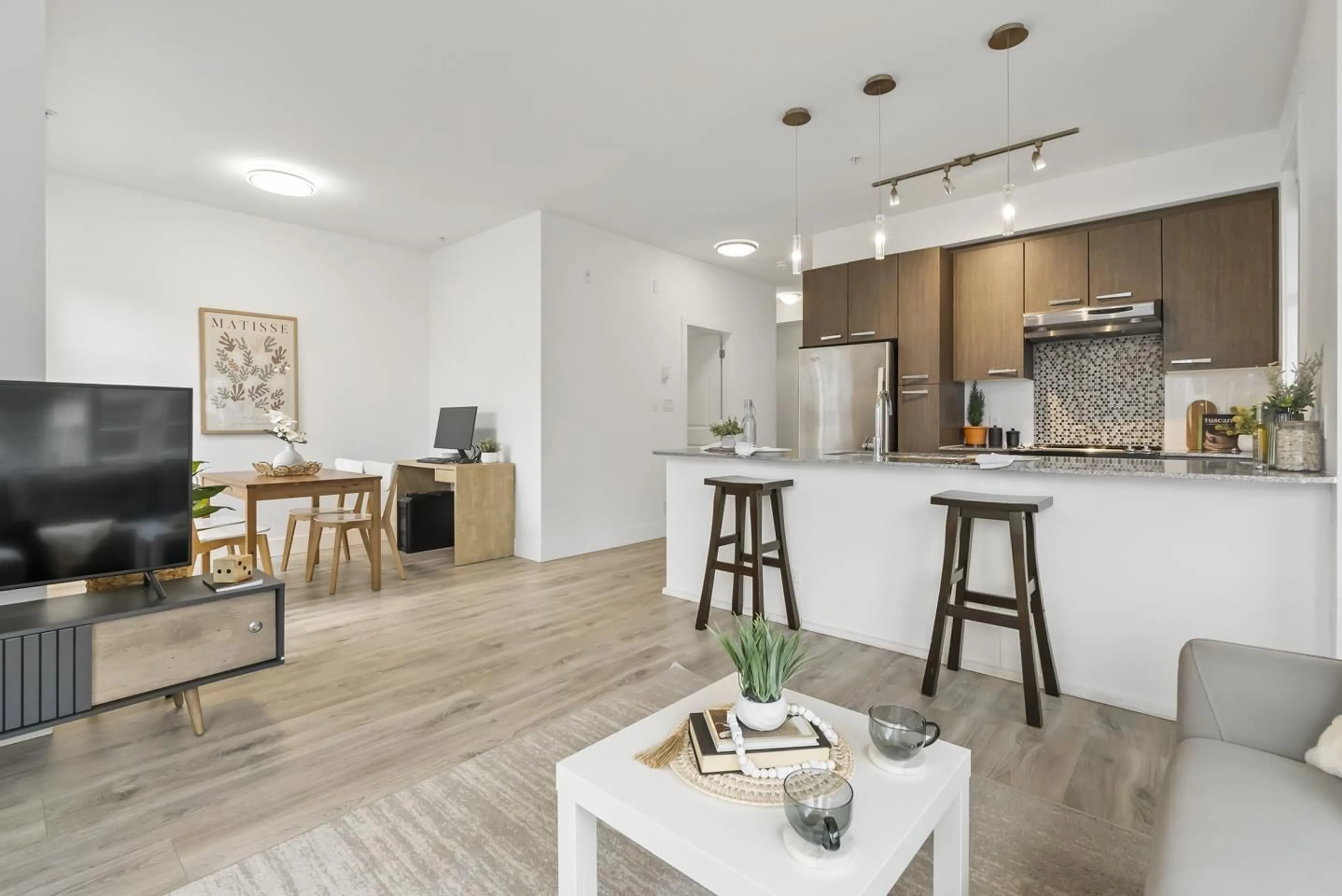 Open concept kitchen, unknown for 221 - 15956 86A AVENUE, Surrey British Columbia V4N6N8