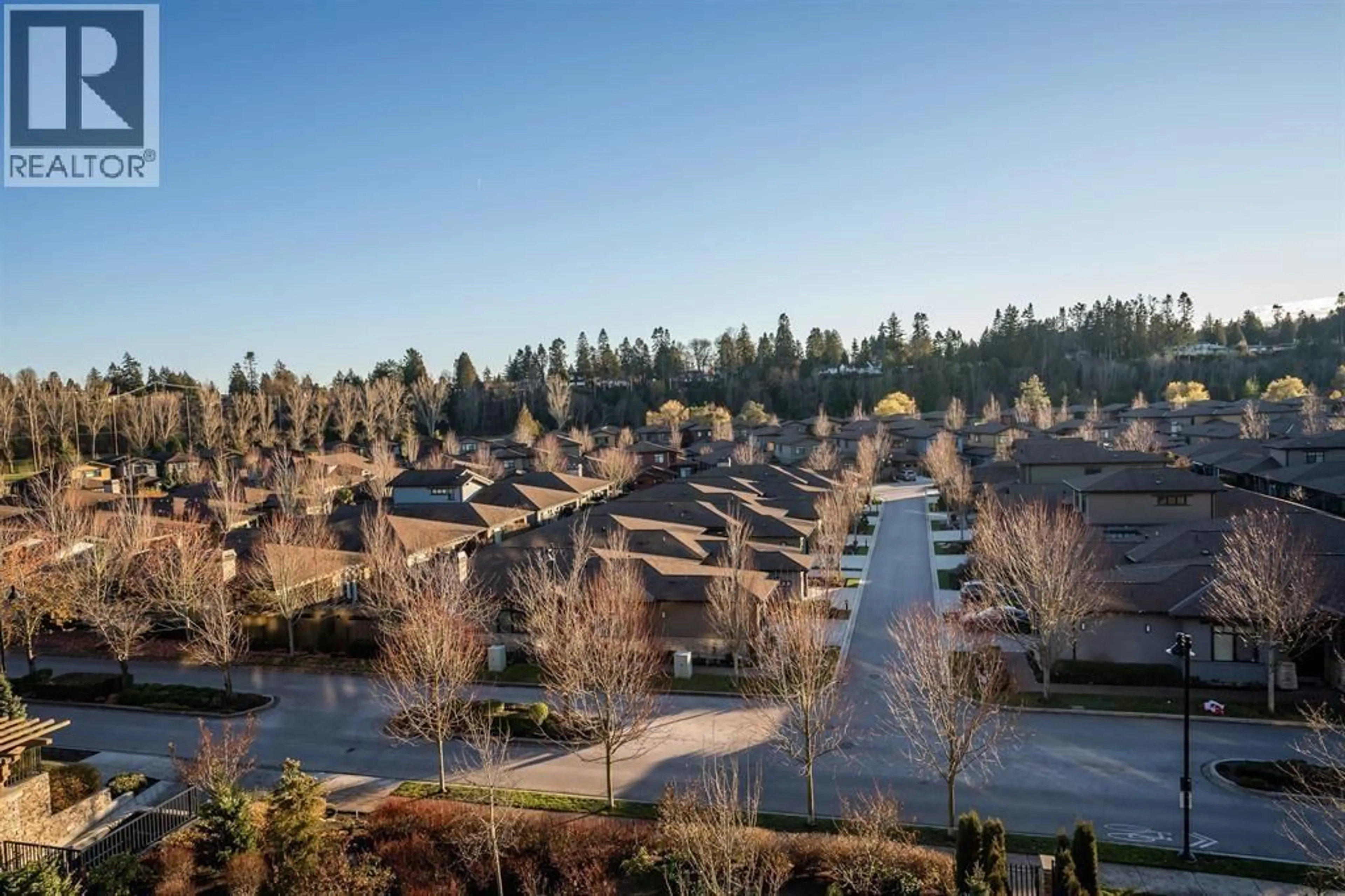 A pic from outside/outdoor area/front of a property/back of a property/a pic from drone, forest/trees view for 514 - 5011 SPRINGS BOULEVARD, Tsawwassen British Columbia V4M0B6