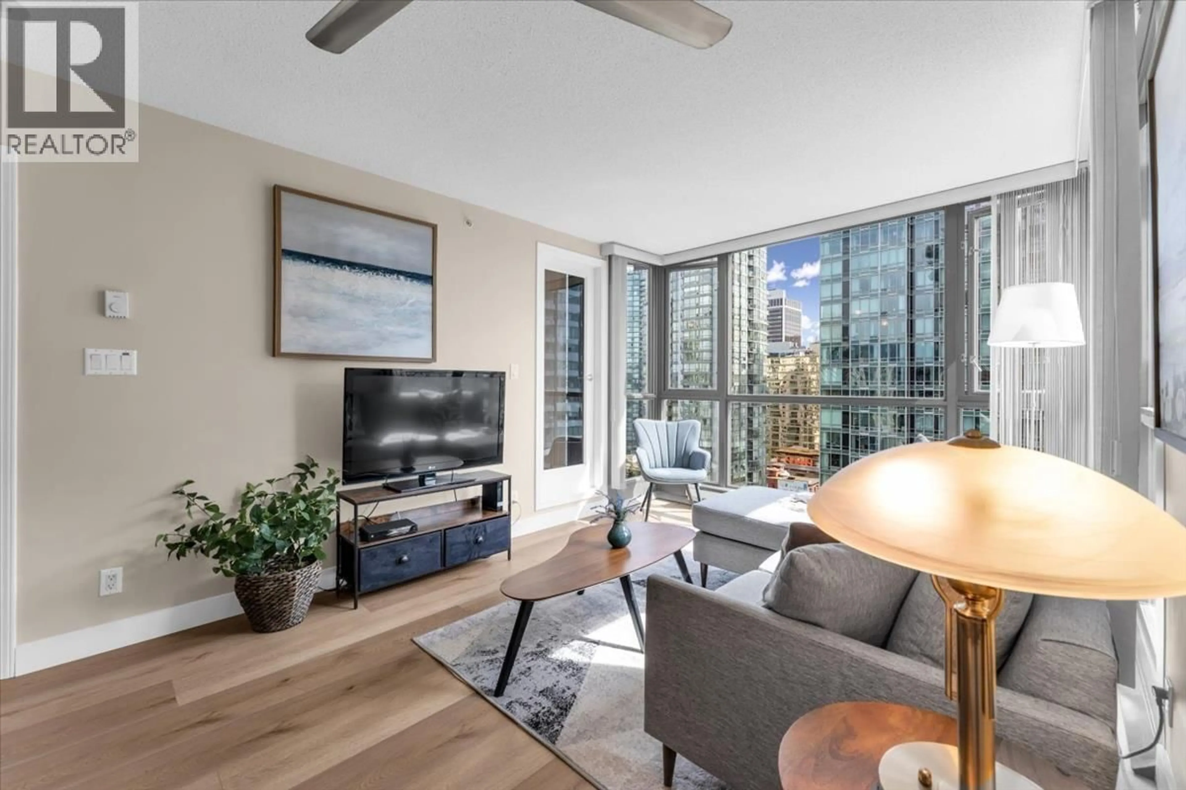 Living room with furniture, unknown for 2011 - 1331 ALBERNI STREET, Vancouver British Columbia V6E4S1