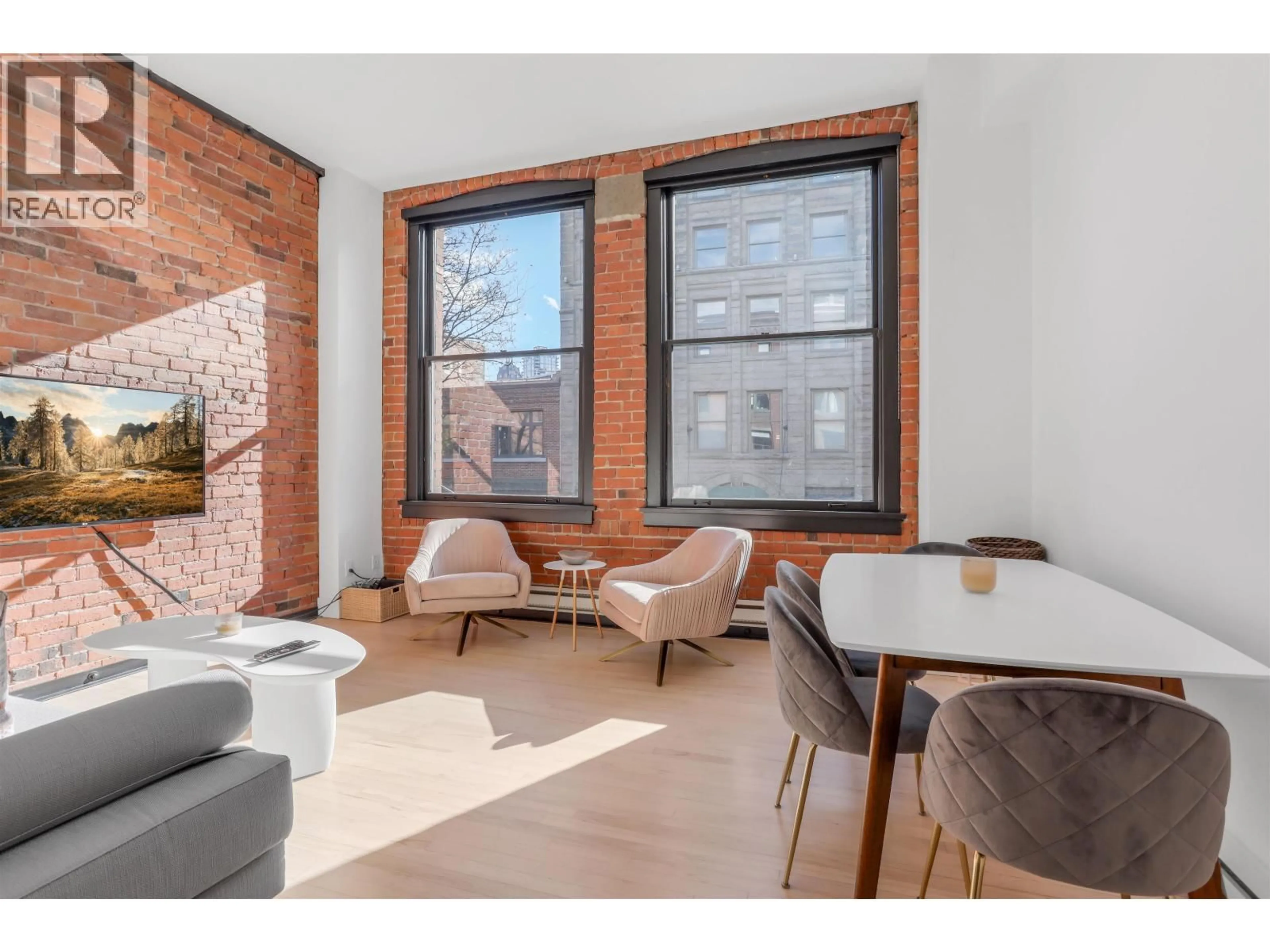 Living room with furniture, unknown for 201 - 345 WATER STREET, Vancouver British Columbia V6B1B8