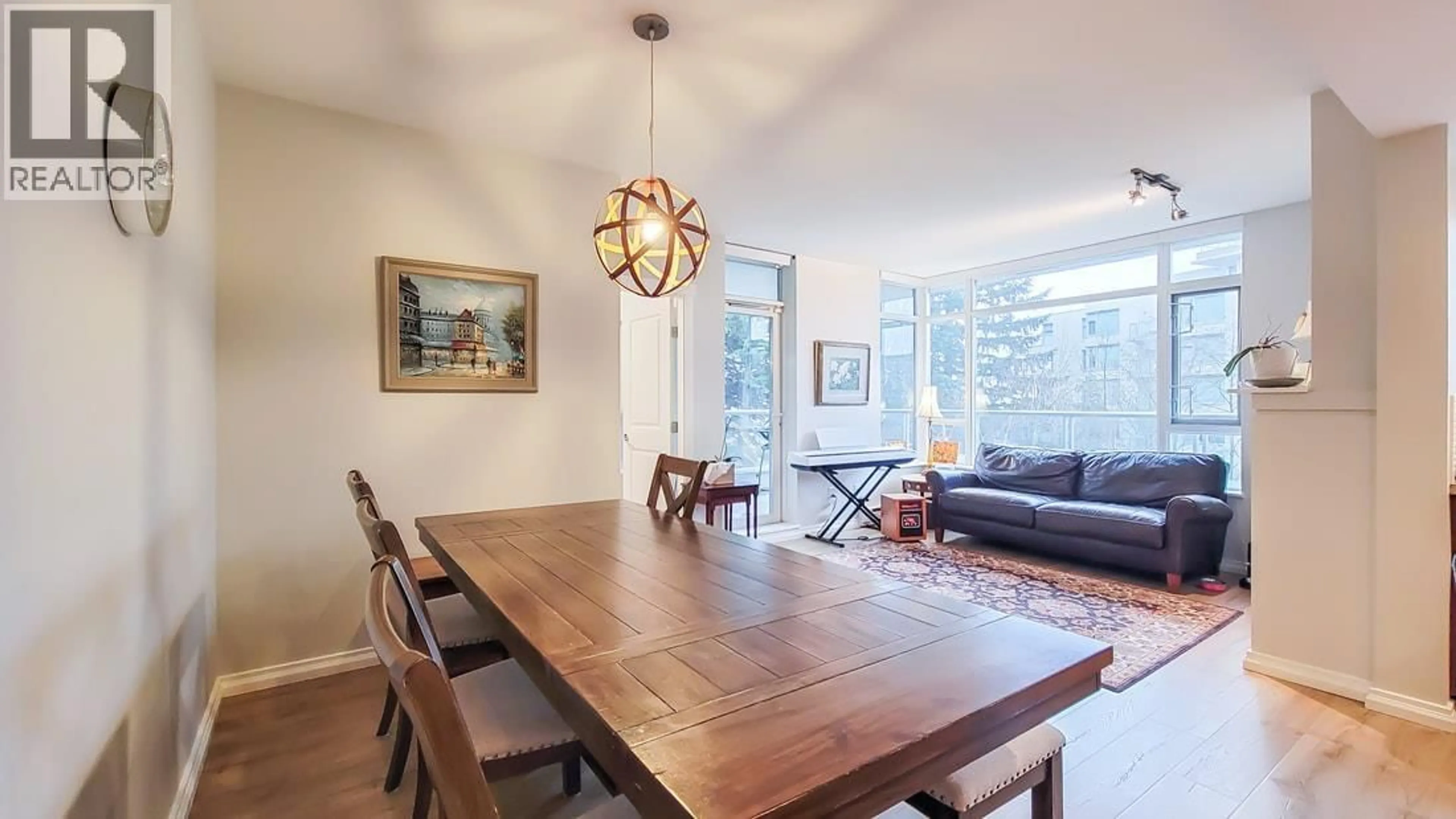 Dining room, unknown for 301 - 9266 UNIVERSITY CRESCENT, Burnaby British Columbia V5A4Z1